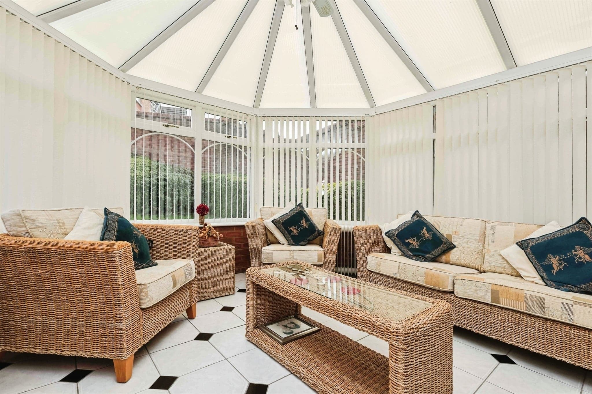 Property at Huskison Close, Tividale, Oldbury