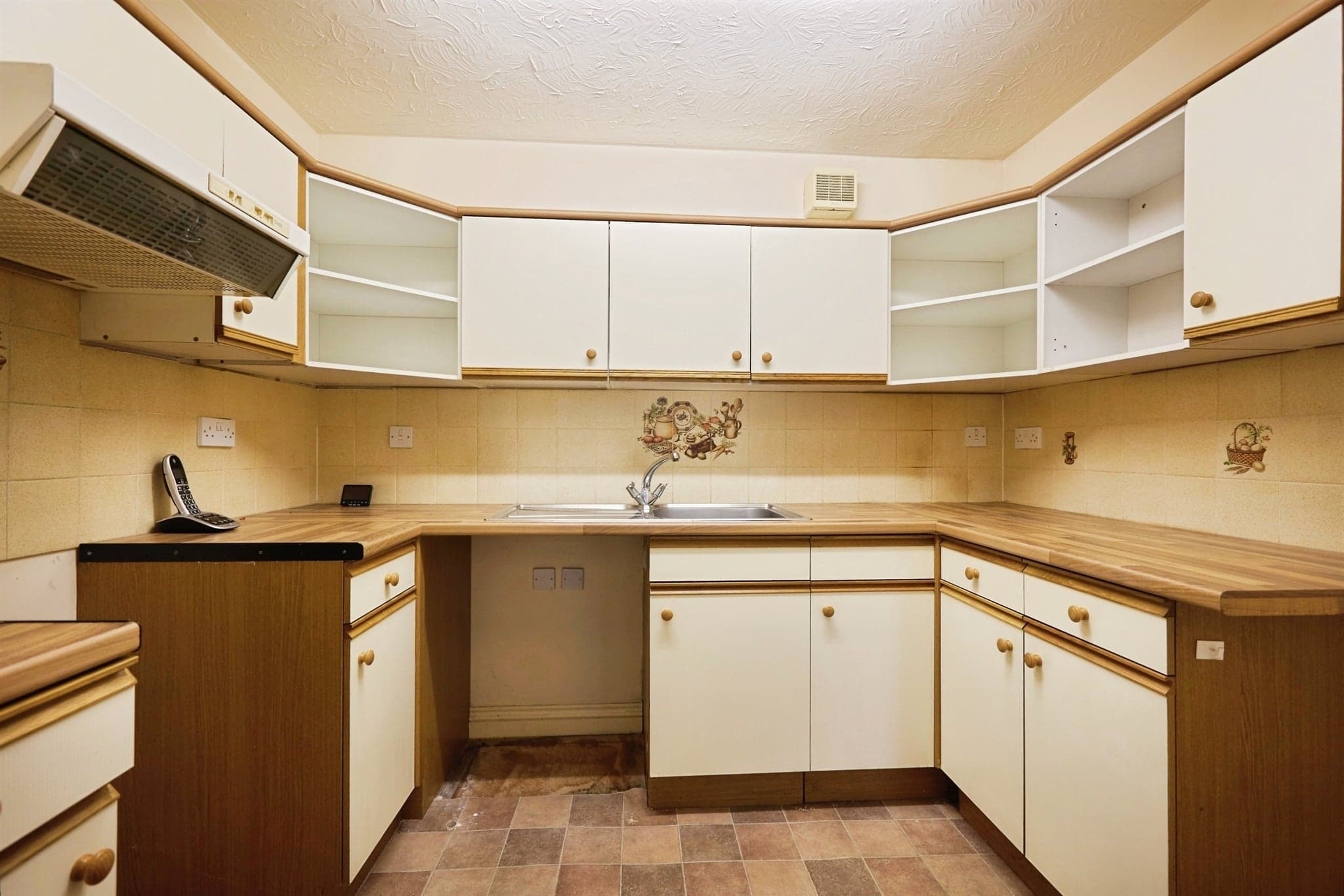 Property at Barnaby Mead, Gillingham