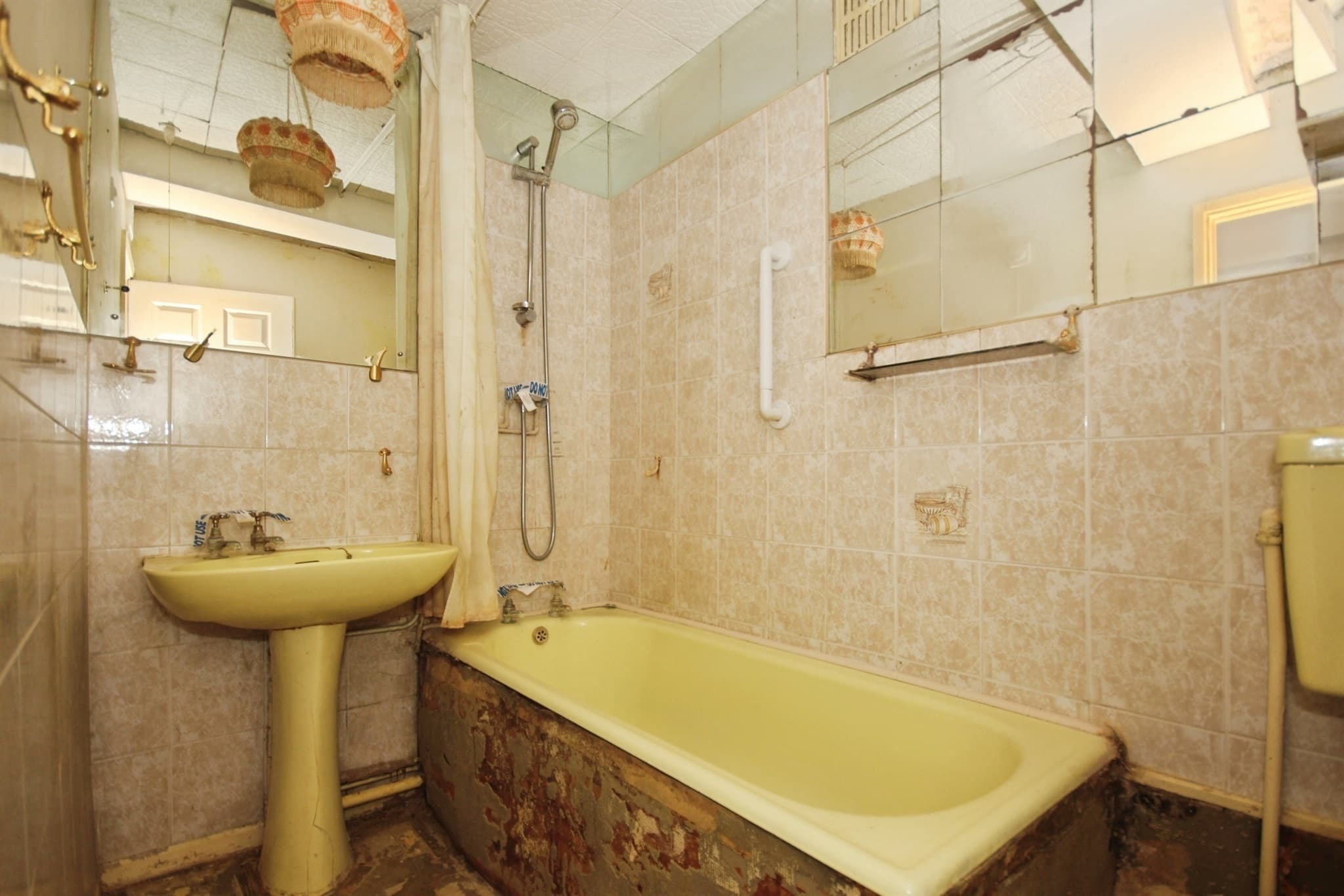 Property at Kenilworth Court, Coventry