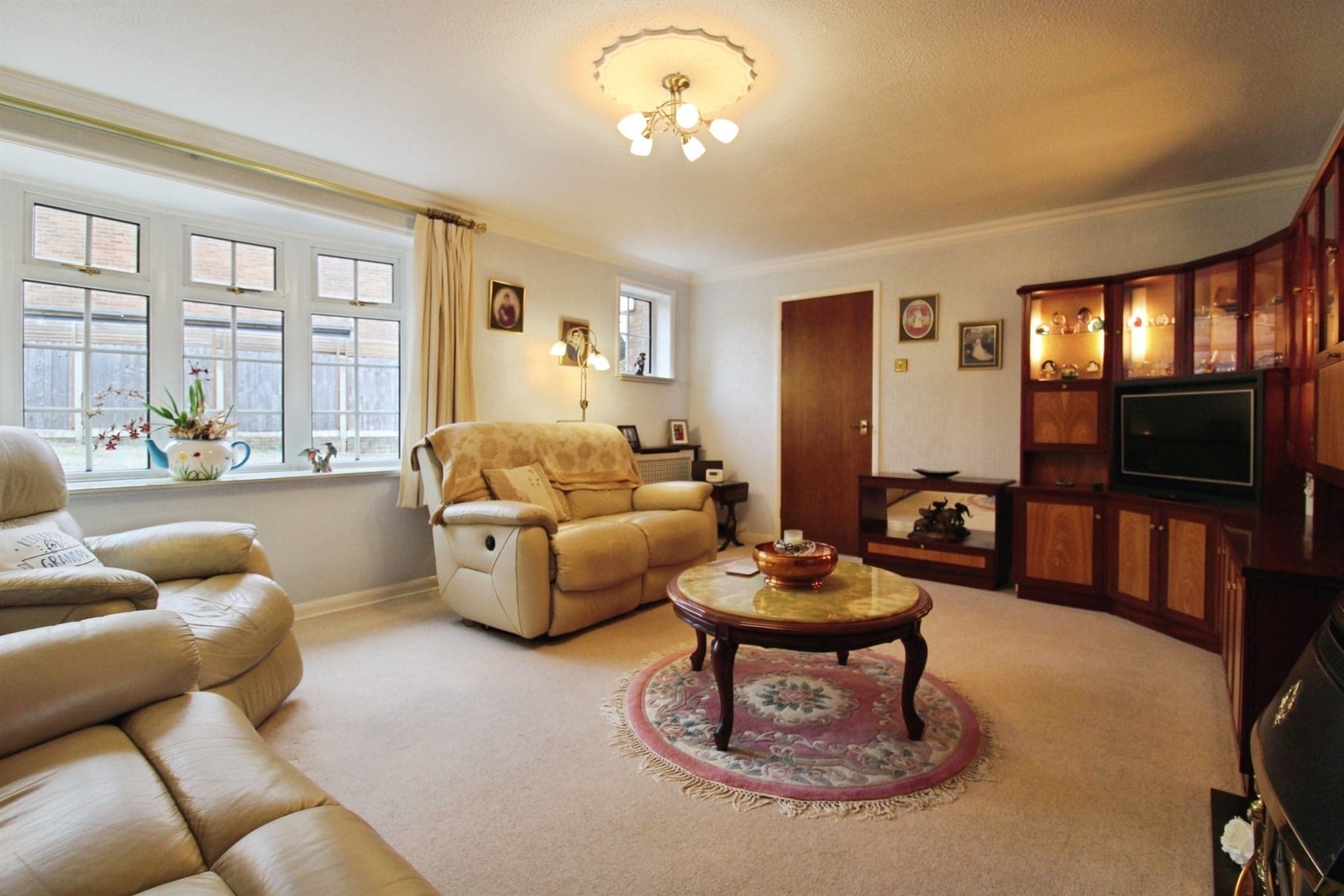 Property at Ledbury Close, Oadby, Leicester