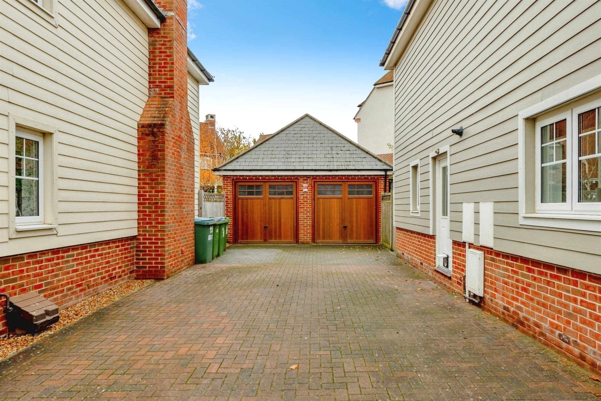 Property at Kilnwood Close, Faygate, Horsham