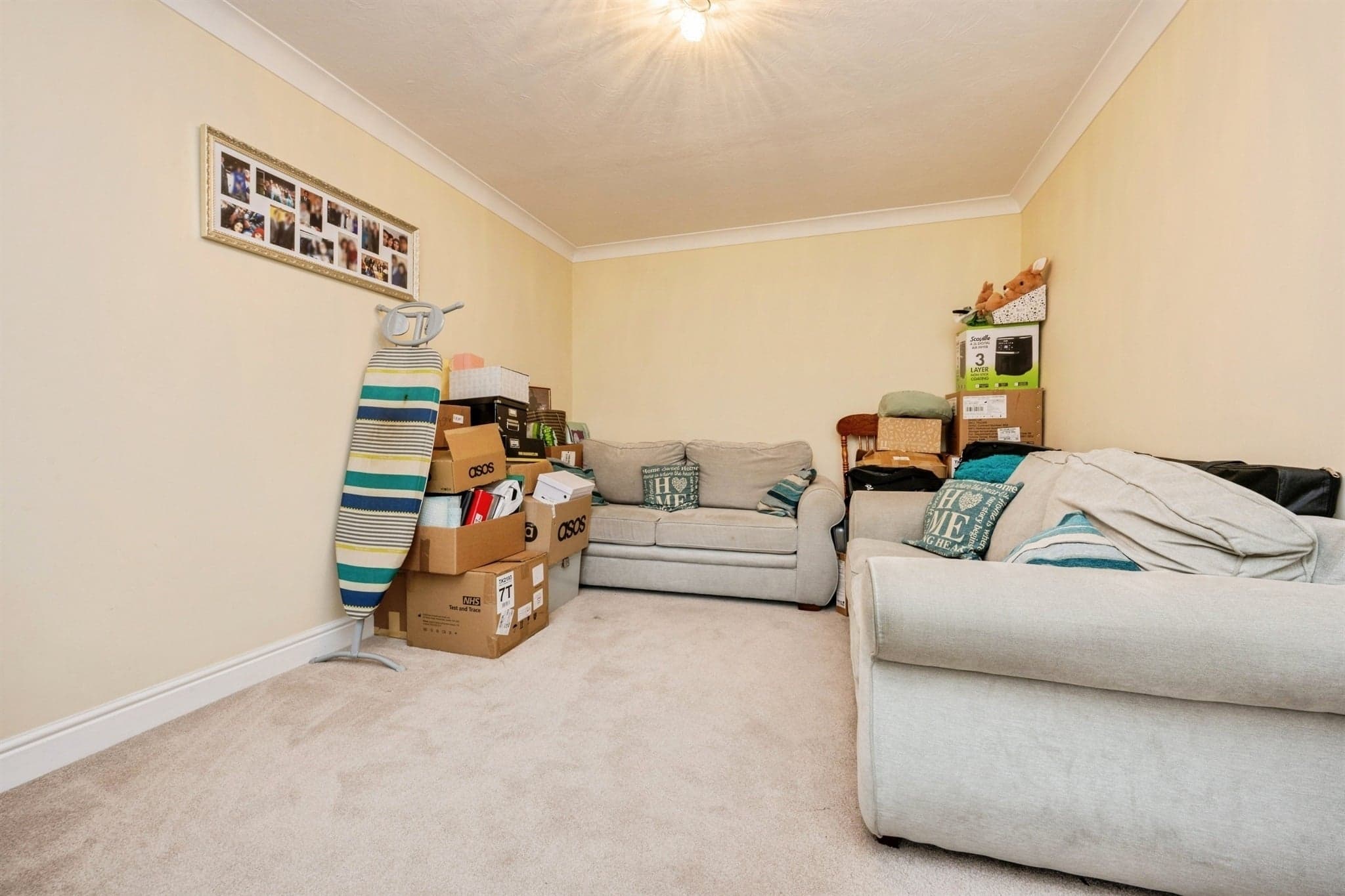 Property at Greenside Park, Luton
