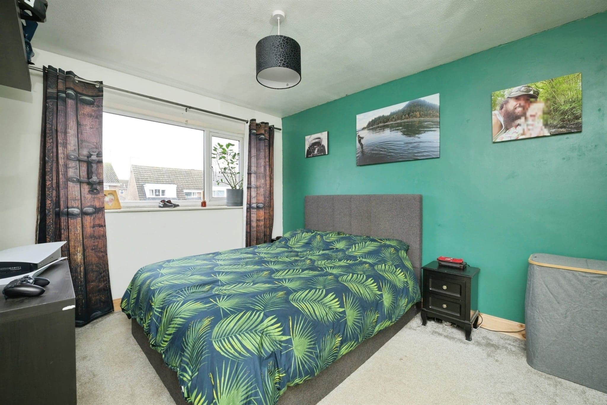 Property at Obelisk Rise, Northampton