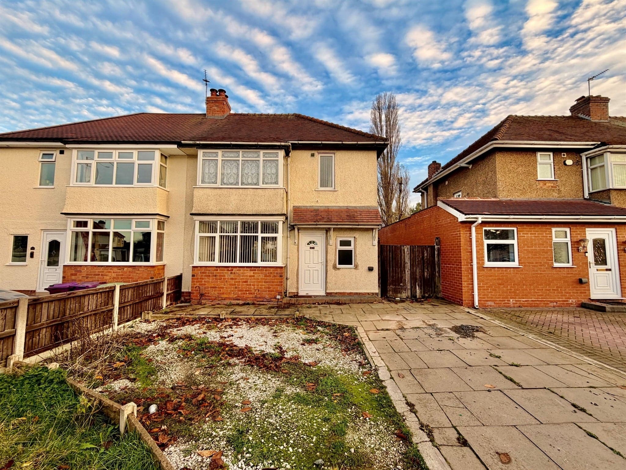 Property at Oxbarn Avenue, Bradmore, Wolverhampton