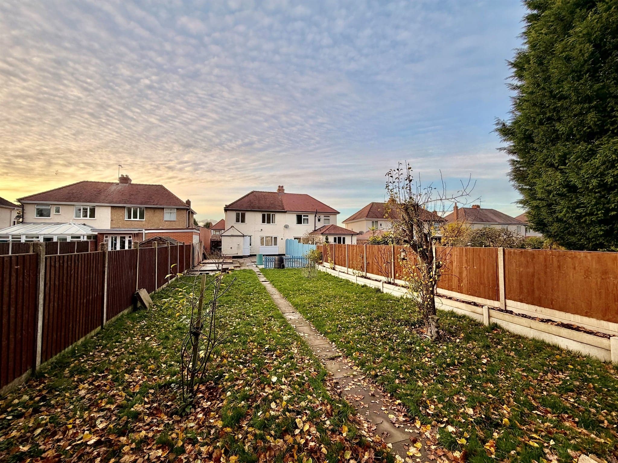 Property at Oxbarn Avenue, Bradmore, Wolverhampton