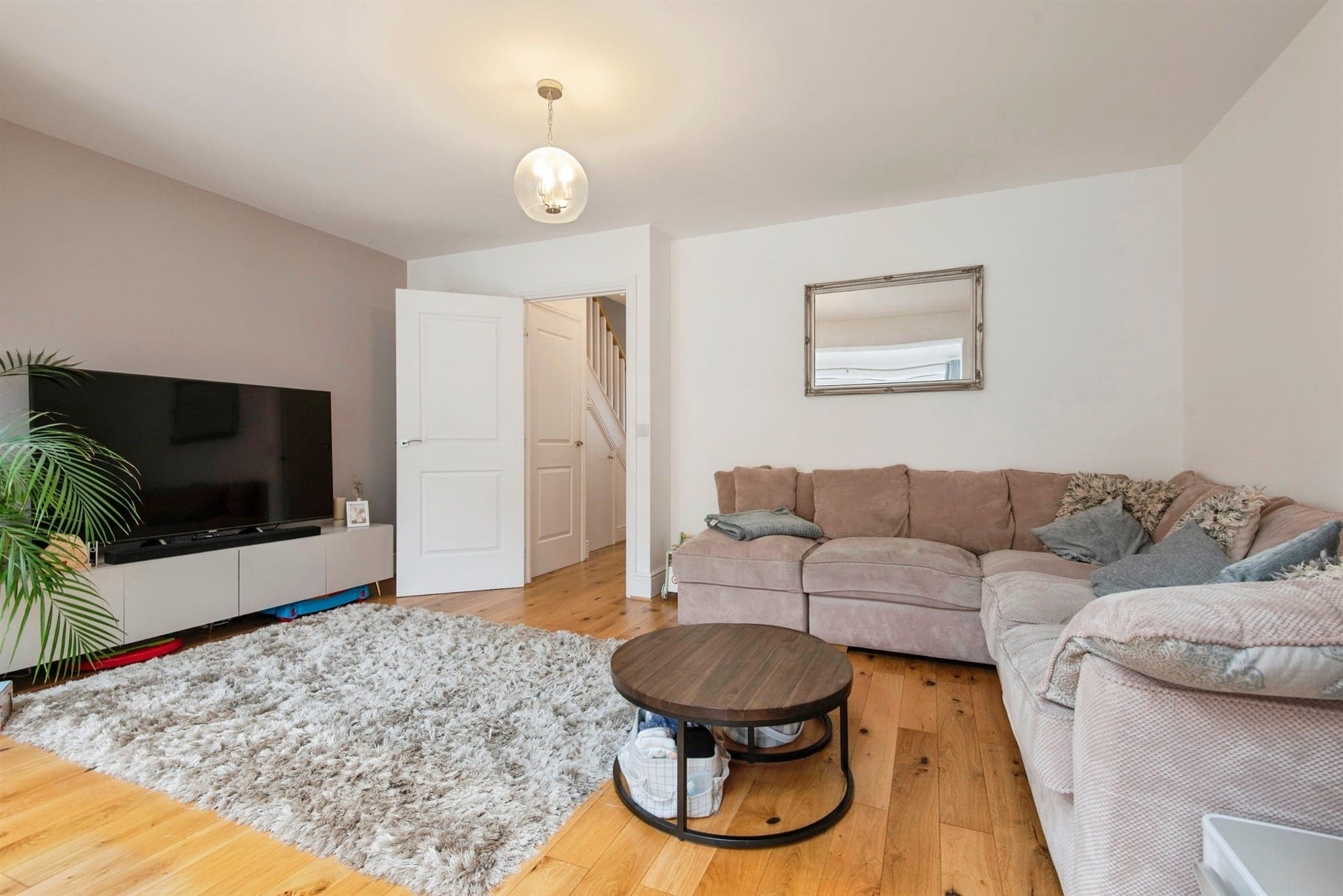Property at Armstrong Road, Luton