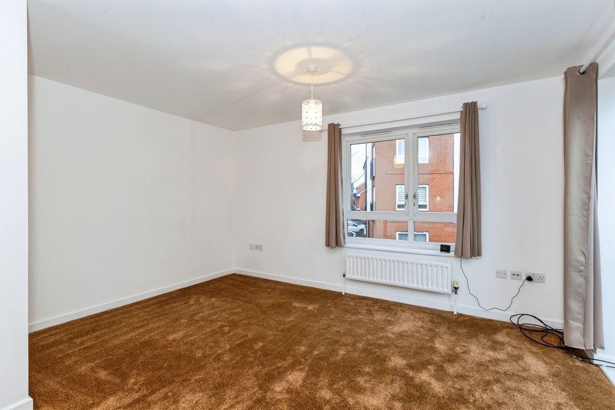 Property at Longwood Avenue, SLOUGH