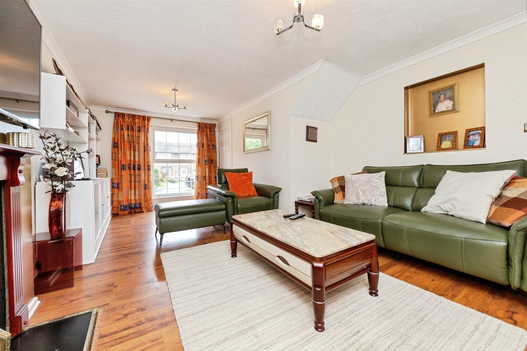 Property at Walnut Grove, Welwyn Garden City