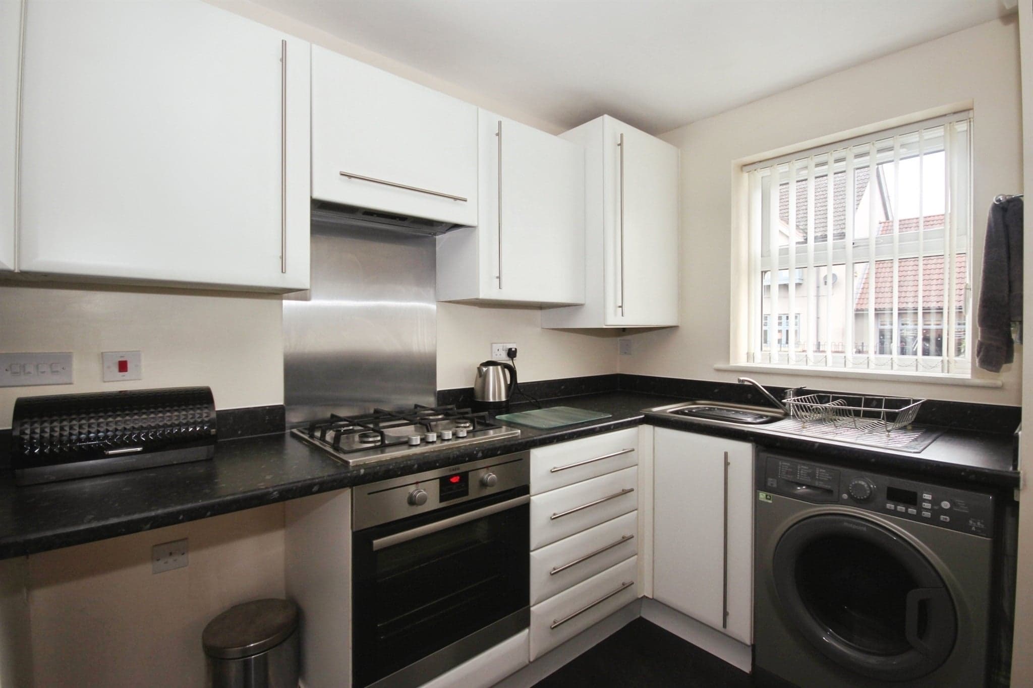 Property at Priors Grove Close, Warwick