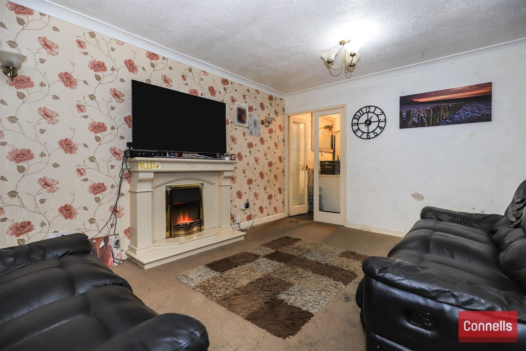 Property at Birmingham New Road, Bilston