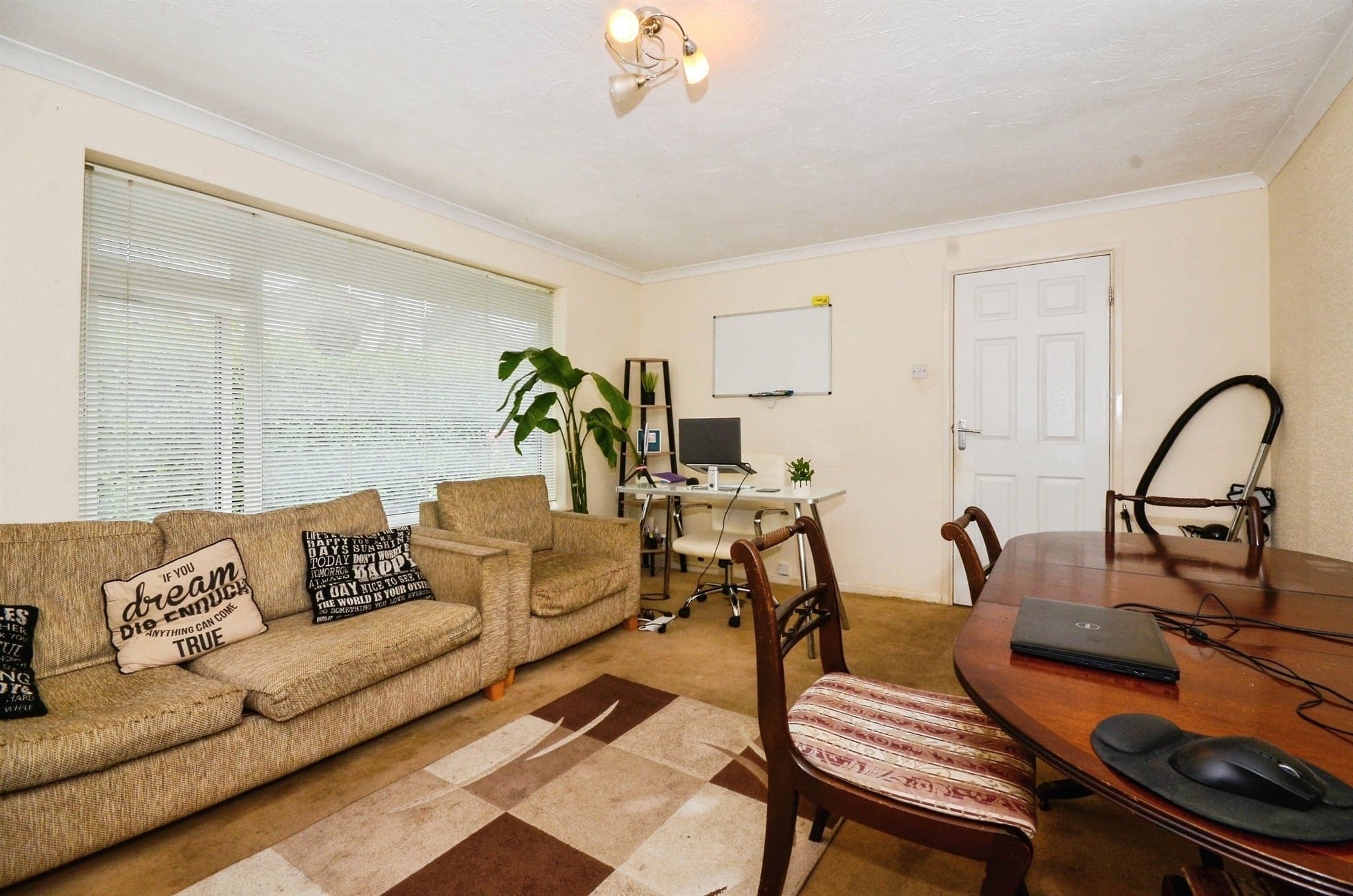 Property at Roundwood Lane, HARPENDEN