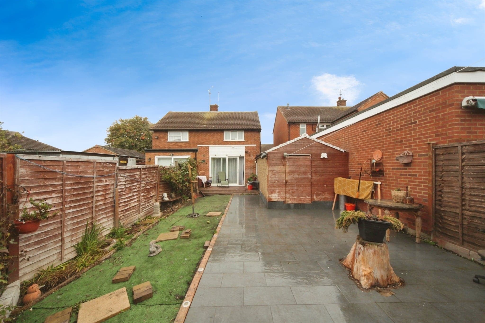 Property at Wellfield Avenue, Luton