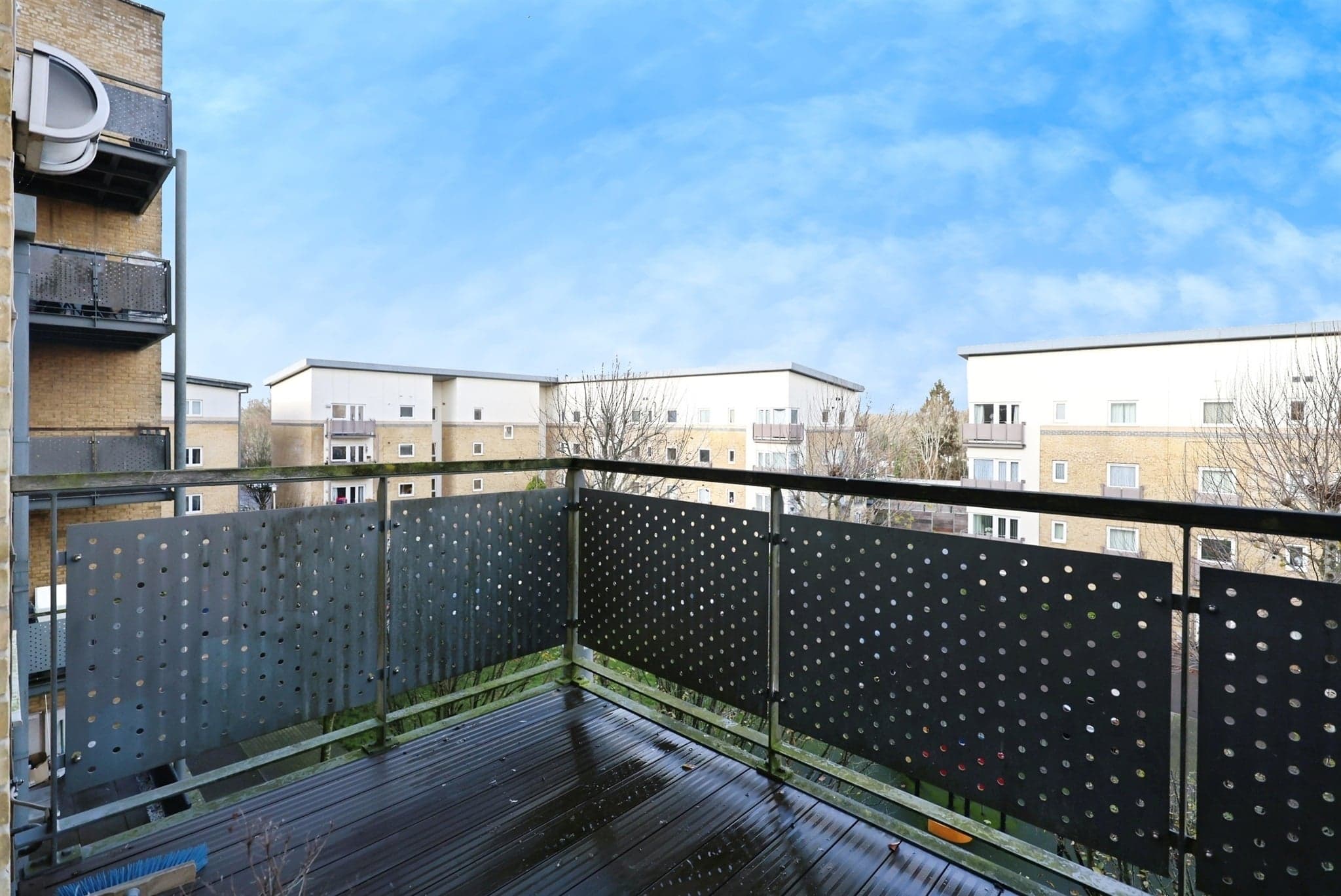 Property at Metropolitan Station Approach, Watford