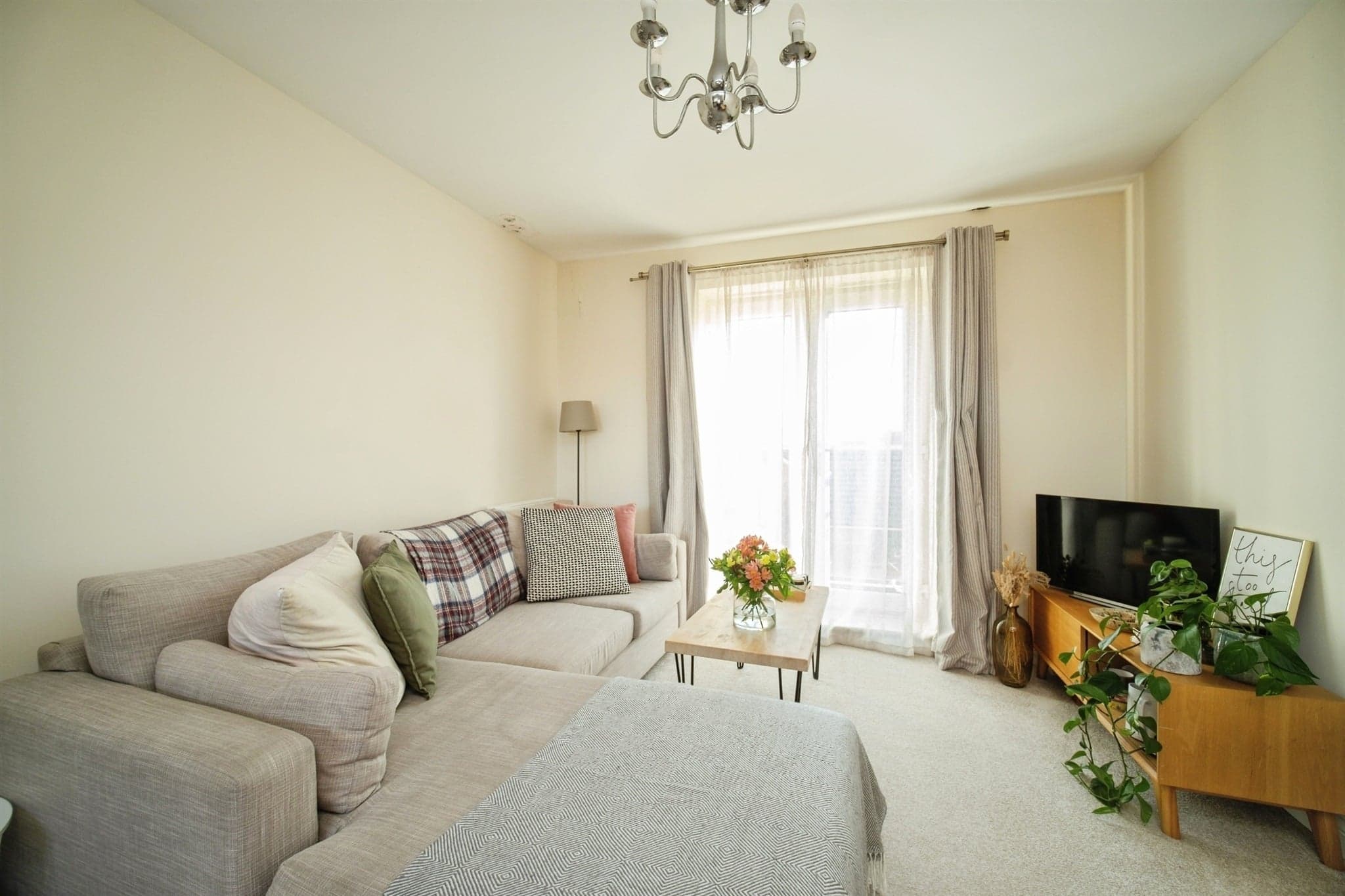 Property at Sinclair Drive, Basingstoke