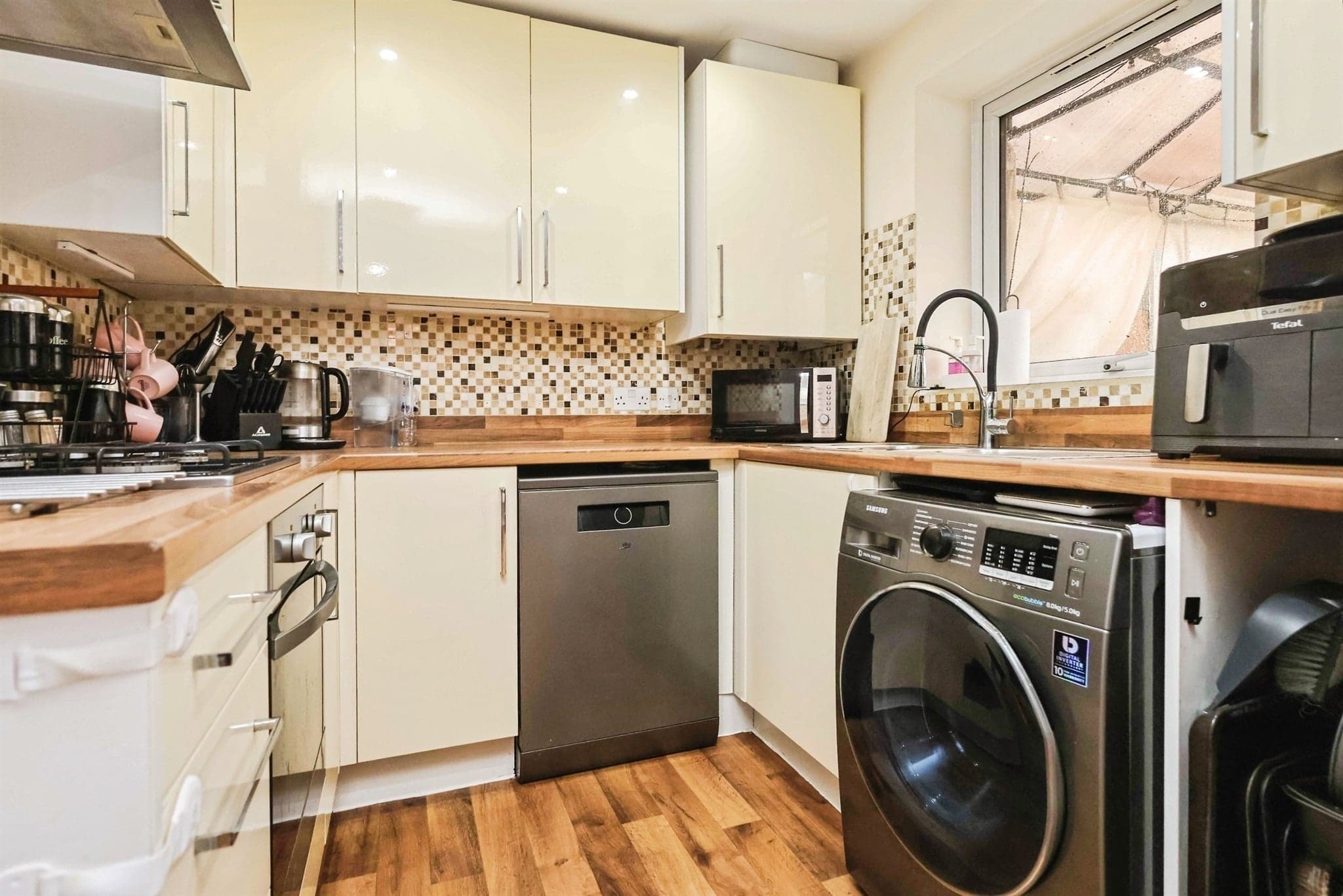 Property at Dimmingsdale Bank, Quinton, BIRMINGHAM