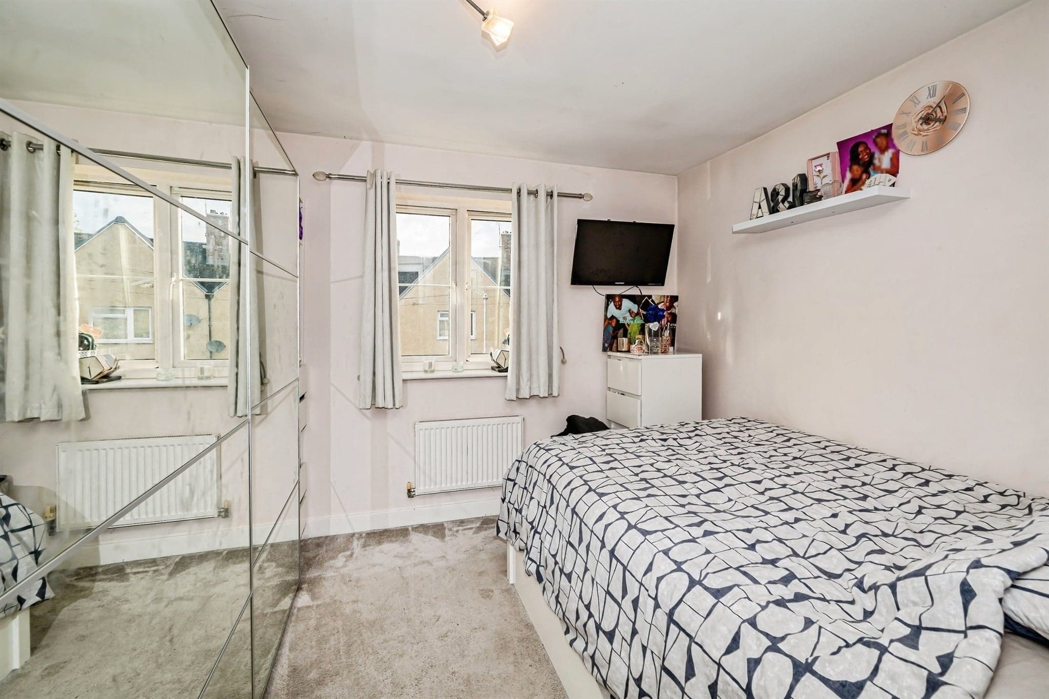 Property at Lowe Gardens, Aylesbury