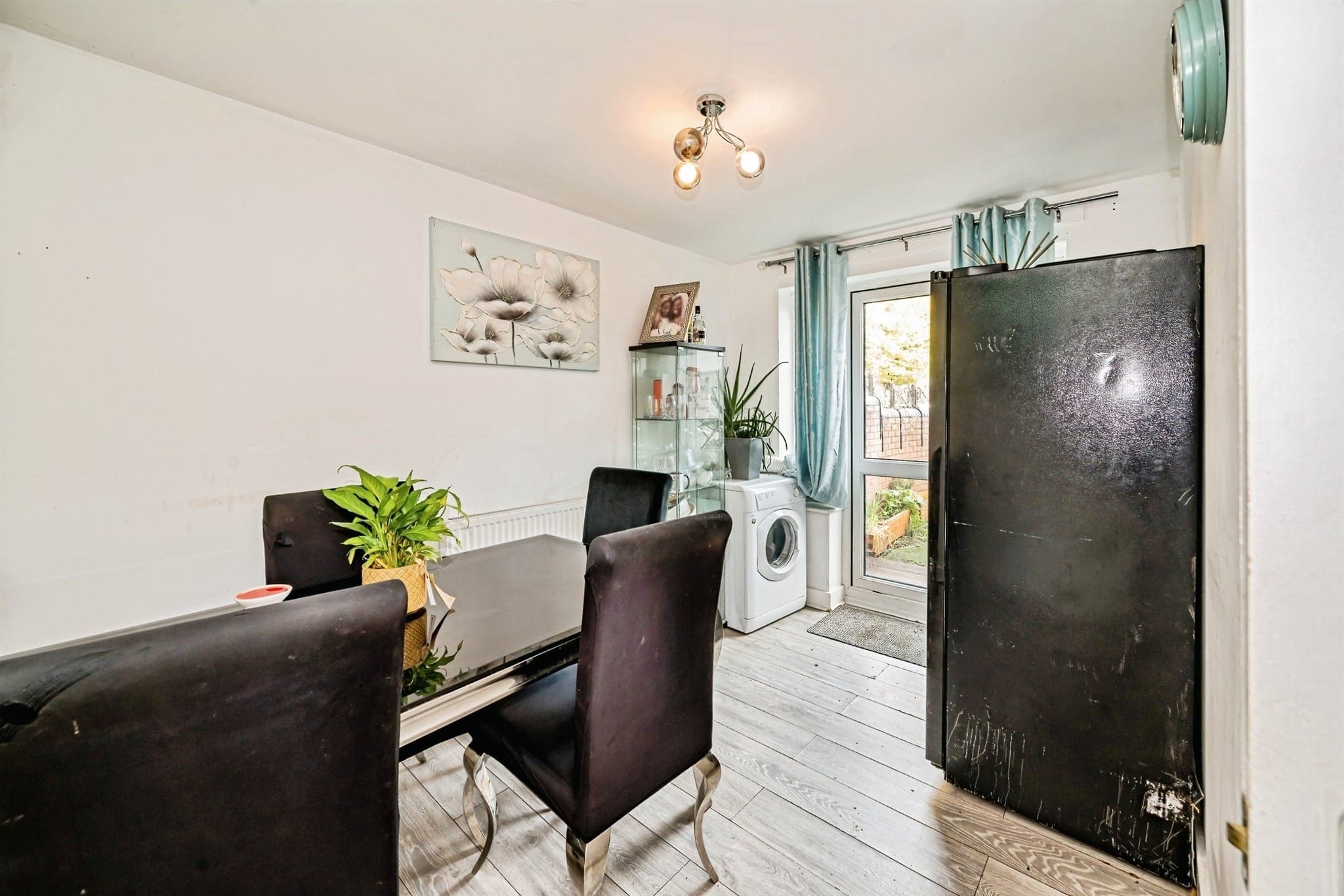 Property at Lowe Gardens, Aylesbury