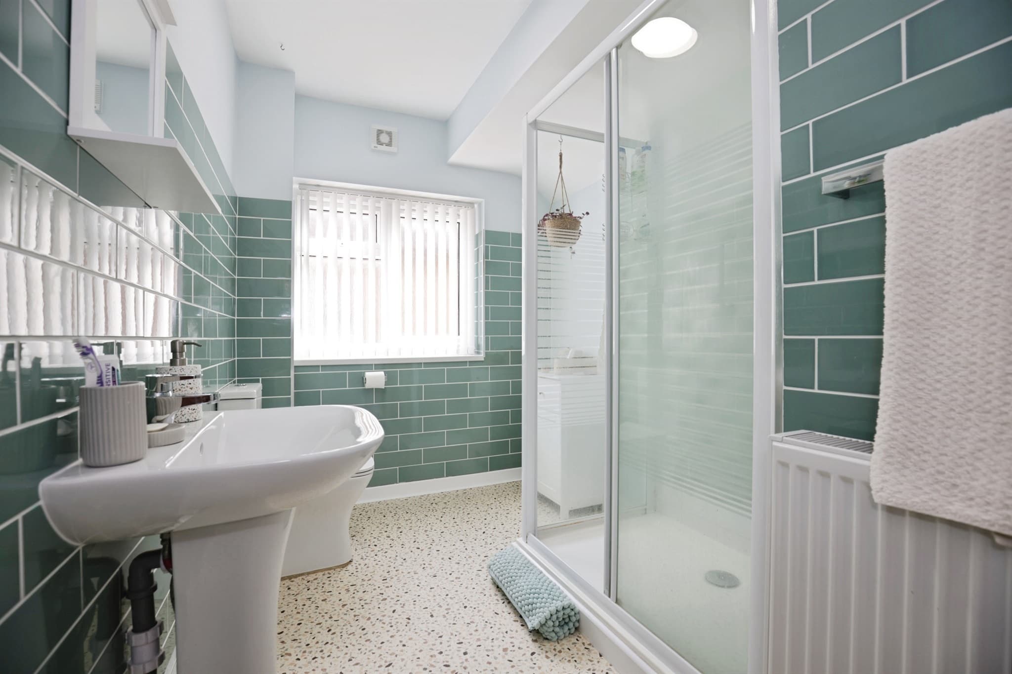 Property at The Gardens, Radford Semele, Leamington Spa