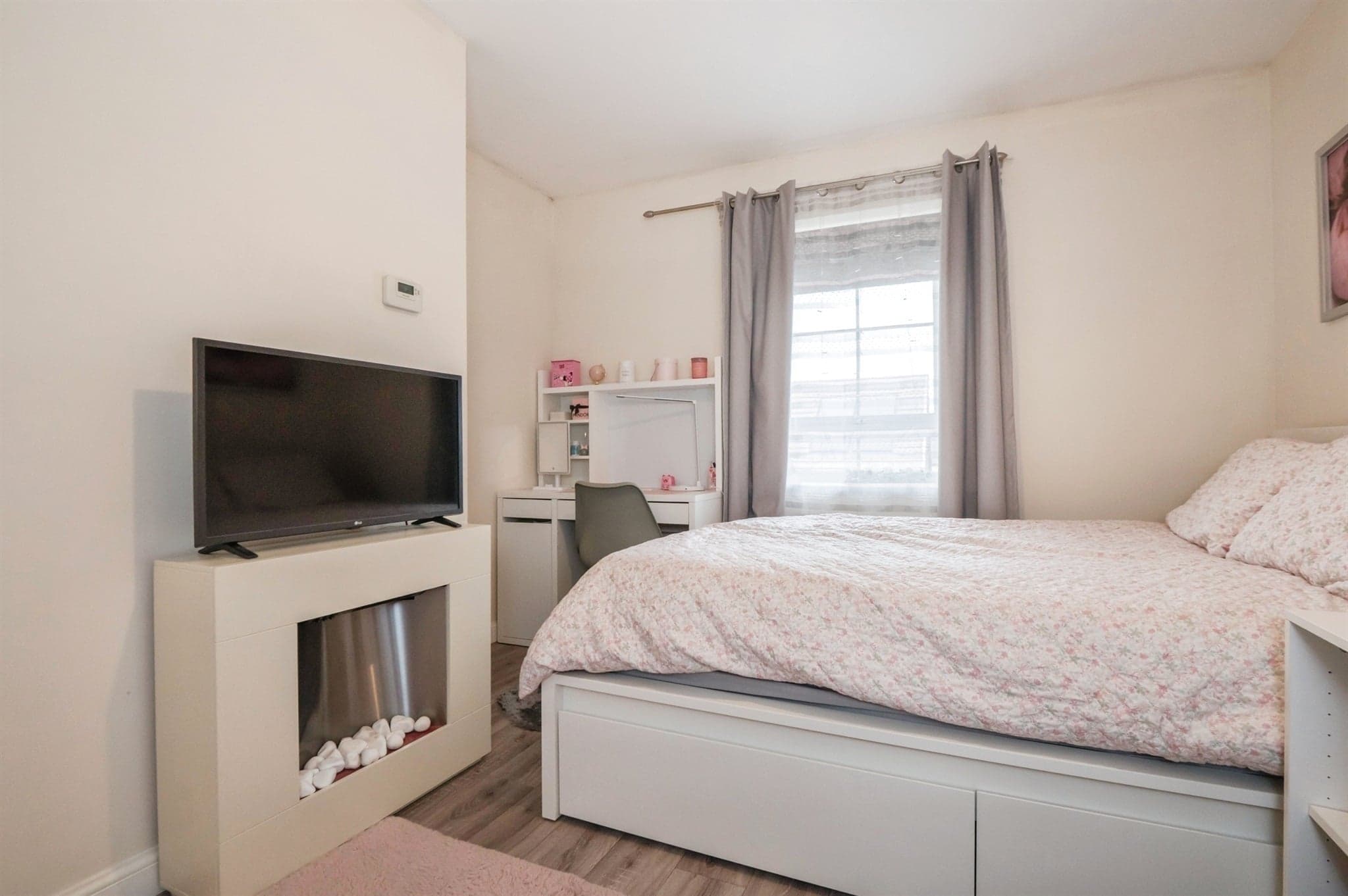 Property at Charles Arden Close, Southampton