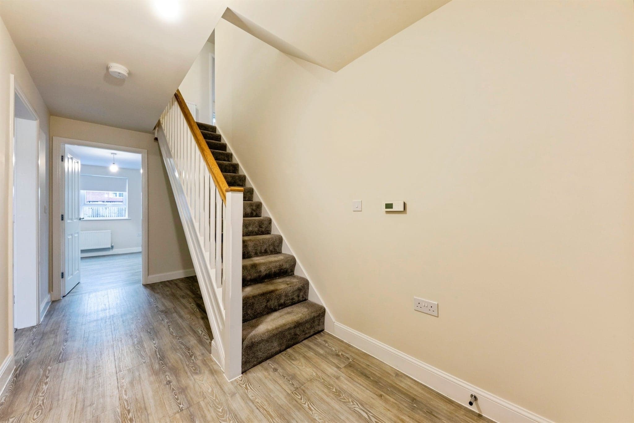 Property at Hind Close, Bingham, Nottingham