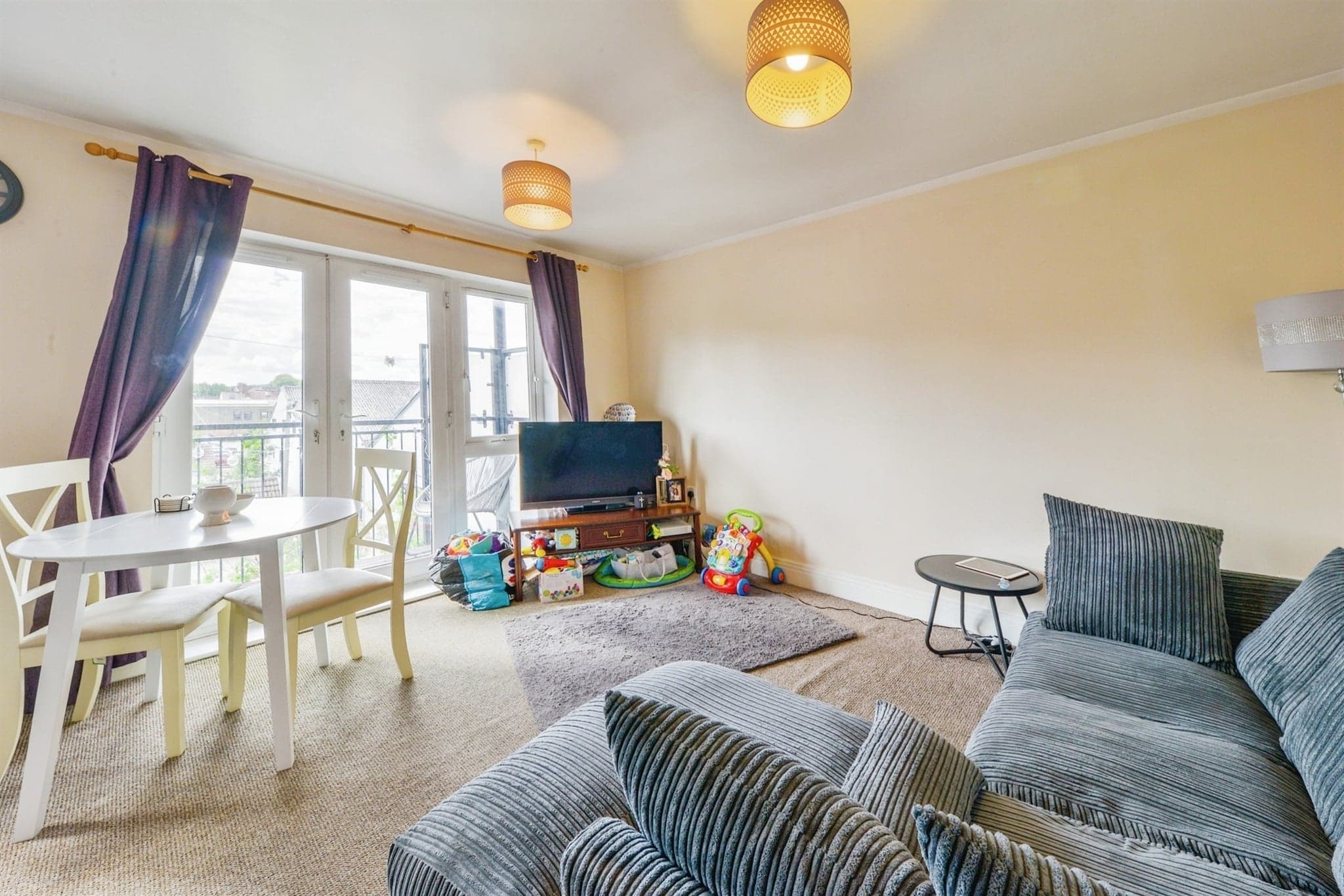 Property at Abercromby Avenue, High Wycombe