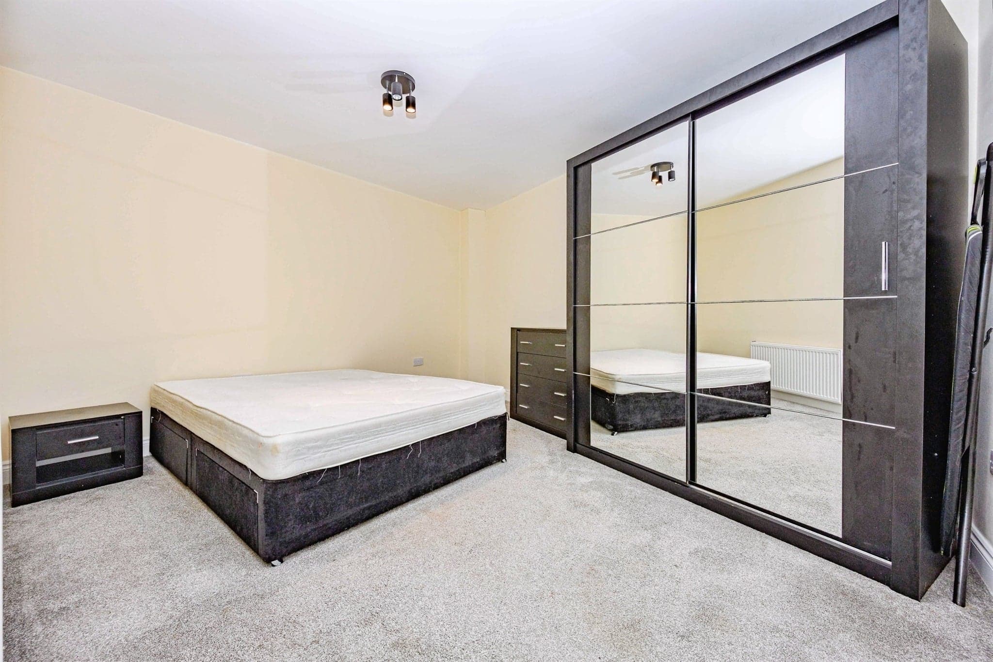 Property at Catsbrook Road, Luton