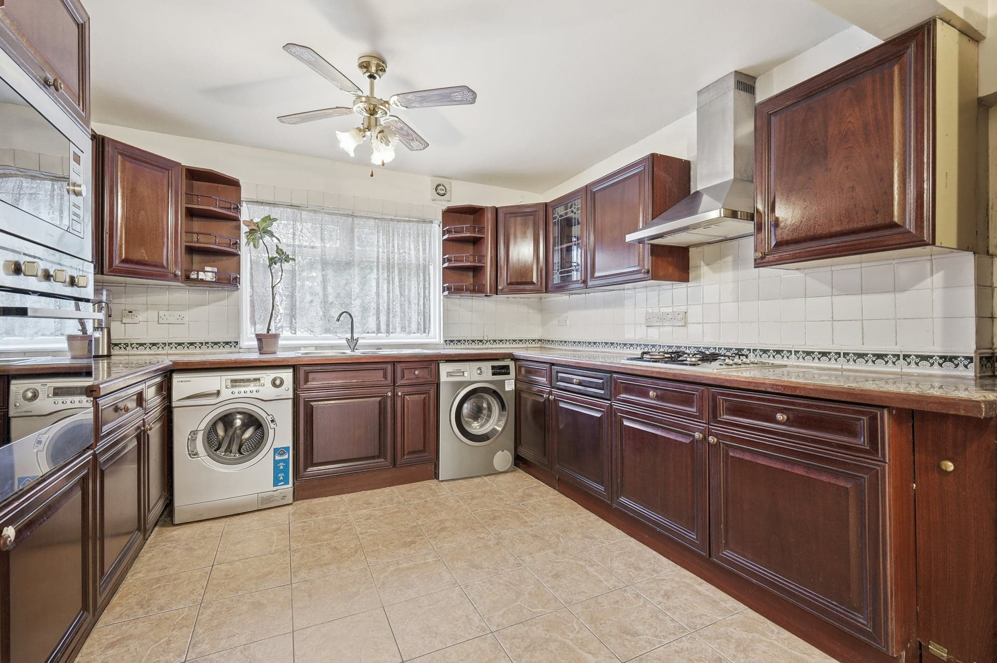 Property at Mount Drive, Park Street, St. Albans