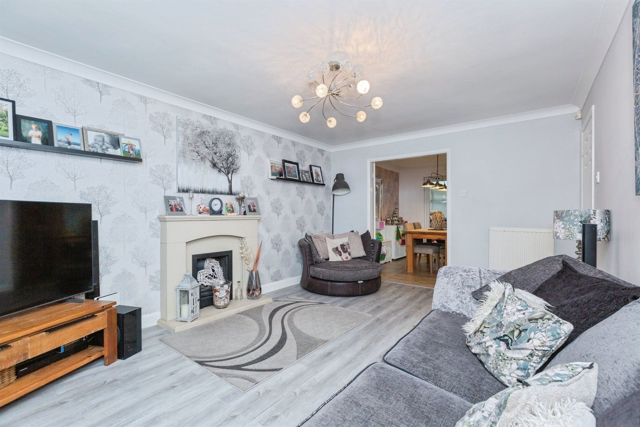 Property at Burnham Drive, Whetstone, Leicester