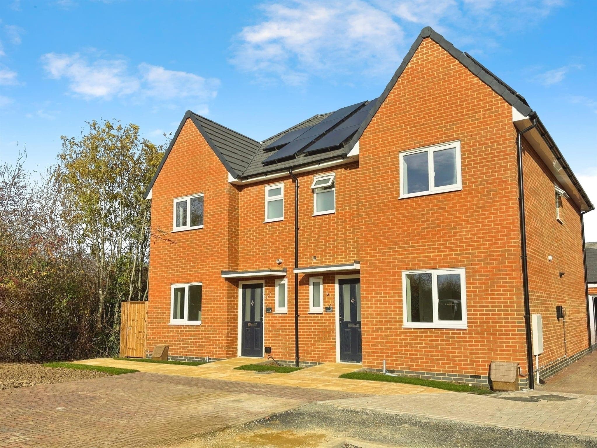 Property at Clay Pit Close, Raunds, Wellingborough
