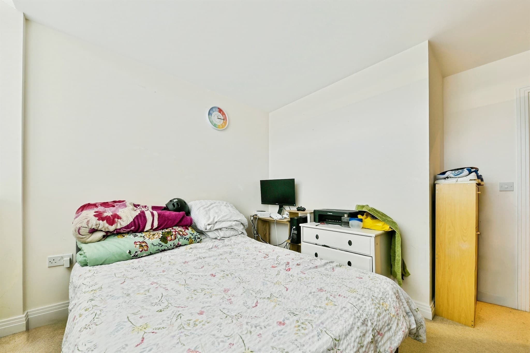 Property at Swingate, Stevenage