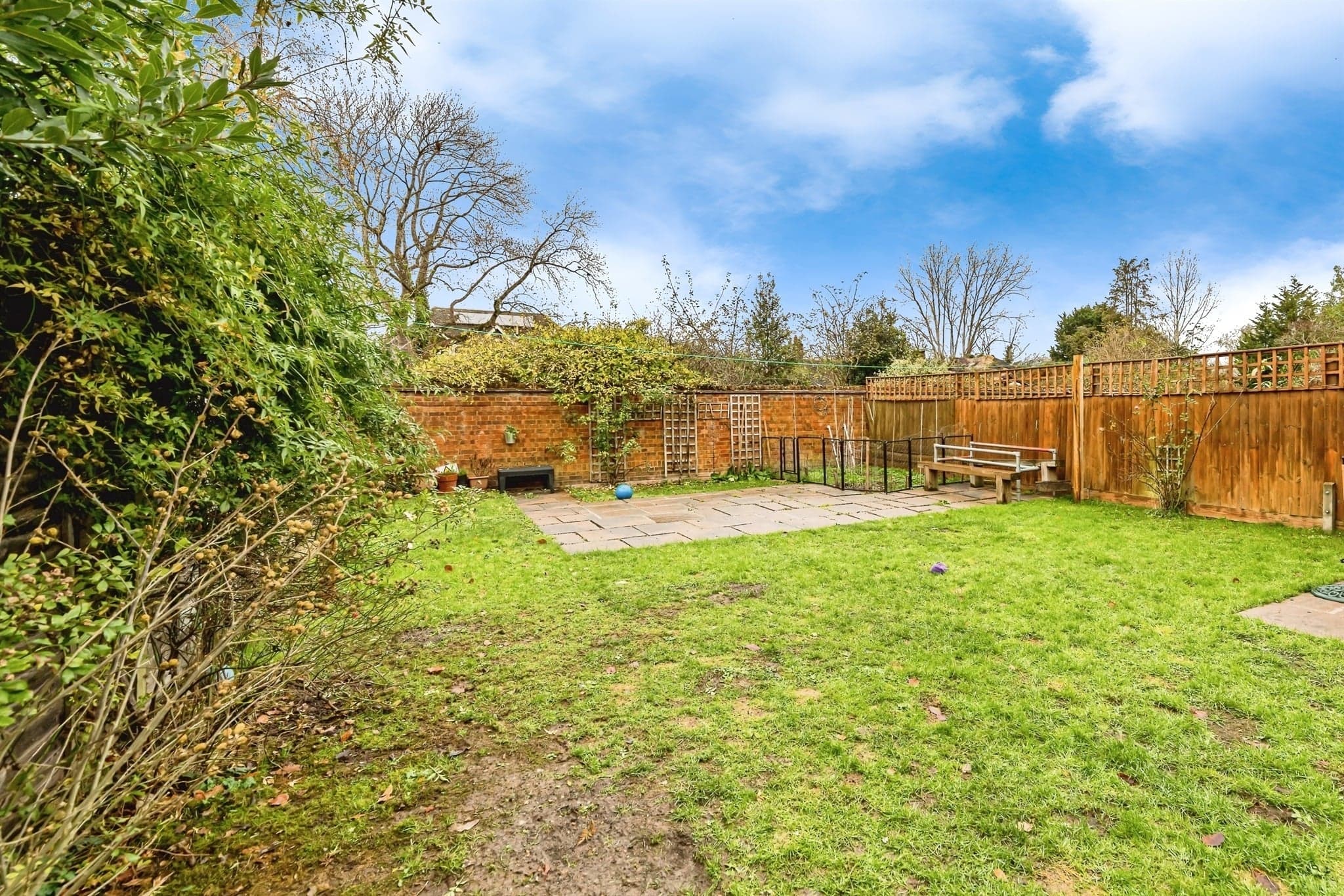 Property at Chalgrove End, Stoke Mandeville, Aylesbury