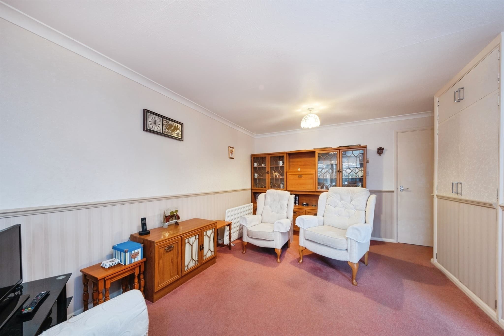 Property at Spinney Close, Steeple Claydon, Buckingham