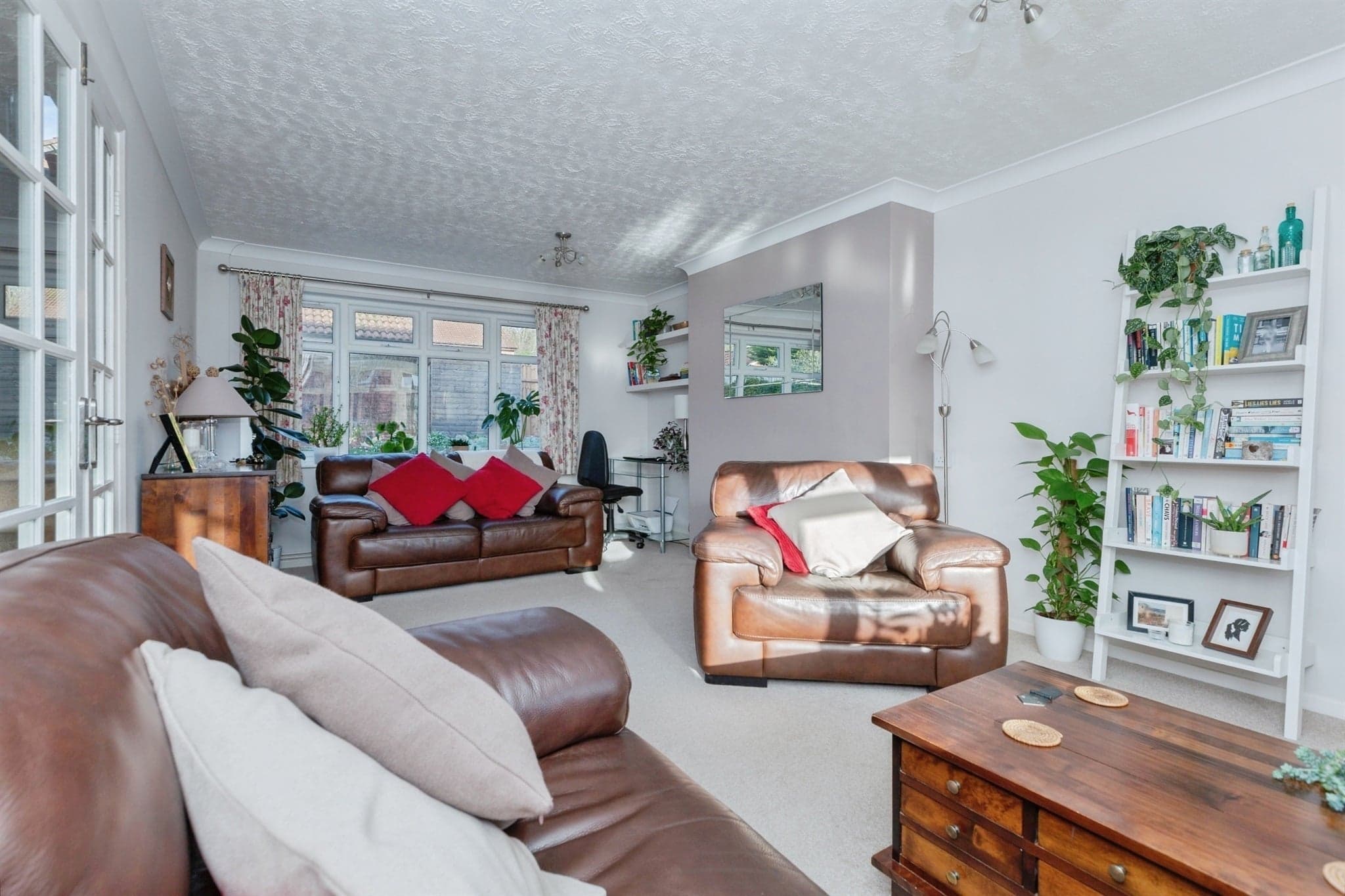 Property at Hewes Close, Glen Parva, Leicester