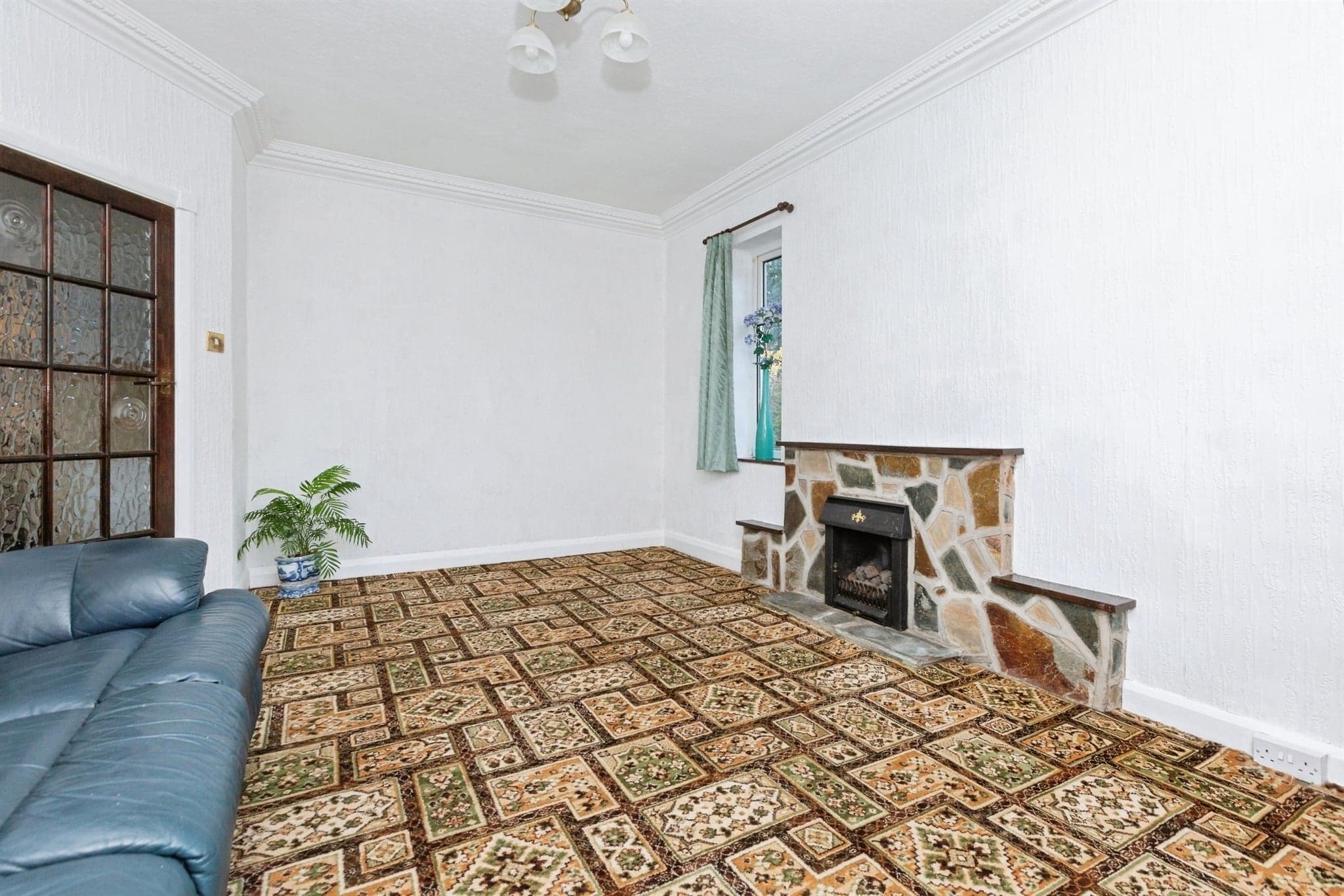 Property at Iris Avenue, Glen Parva, Leicester