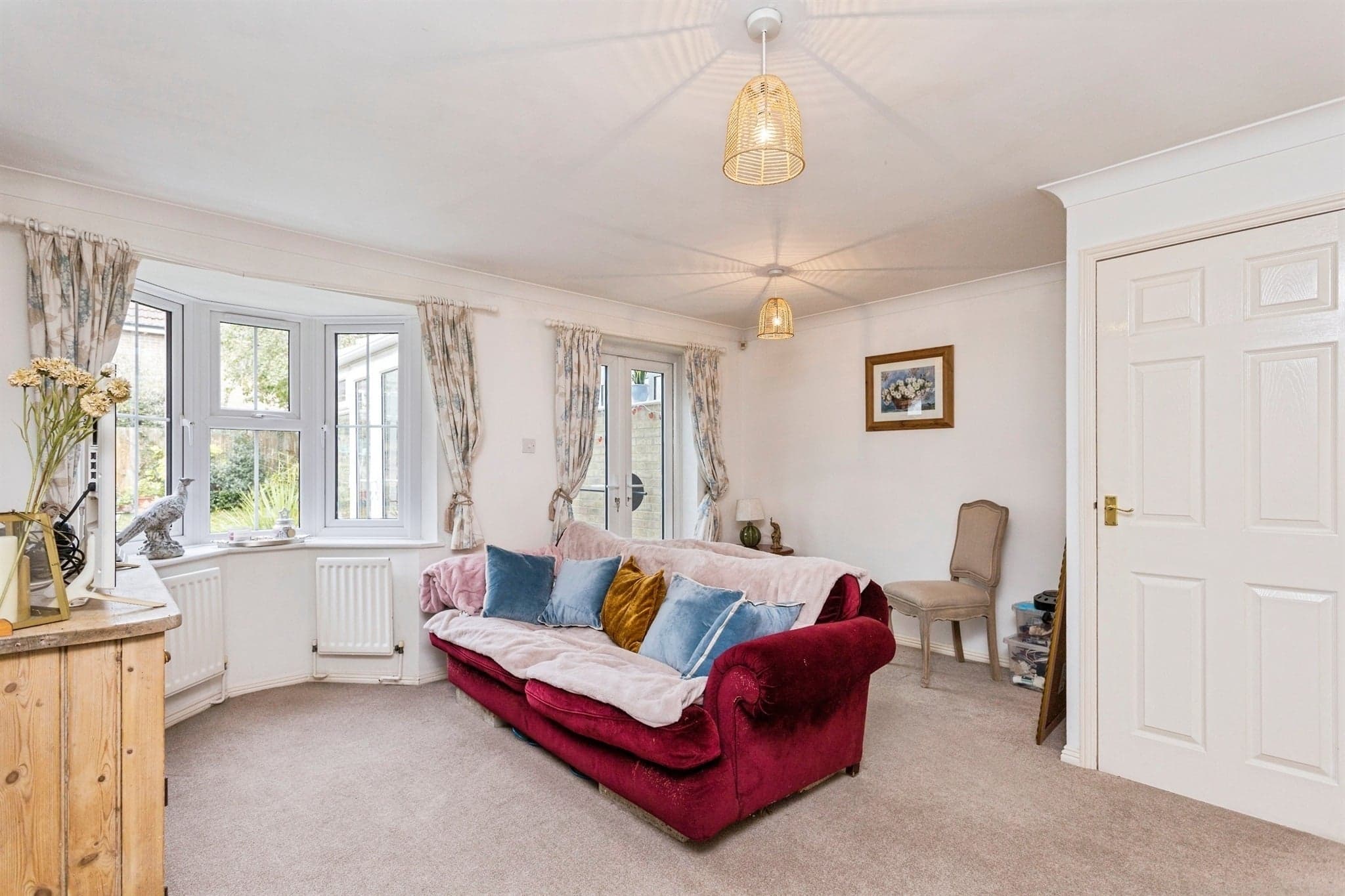 Property at Ropeland Way, HORSHAM