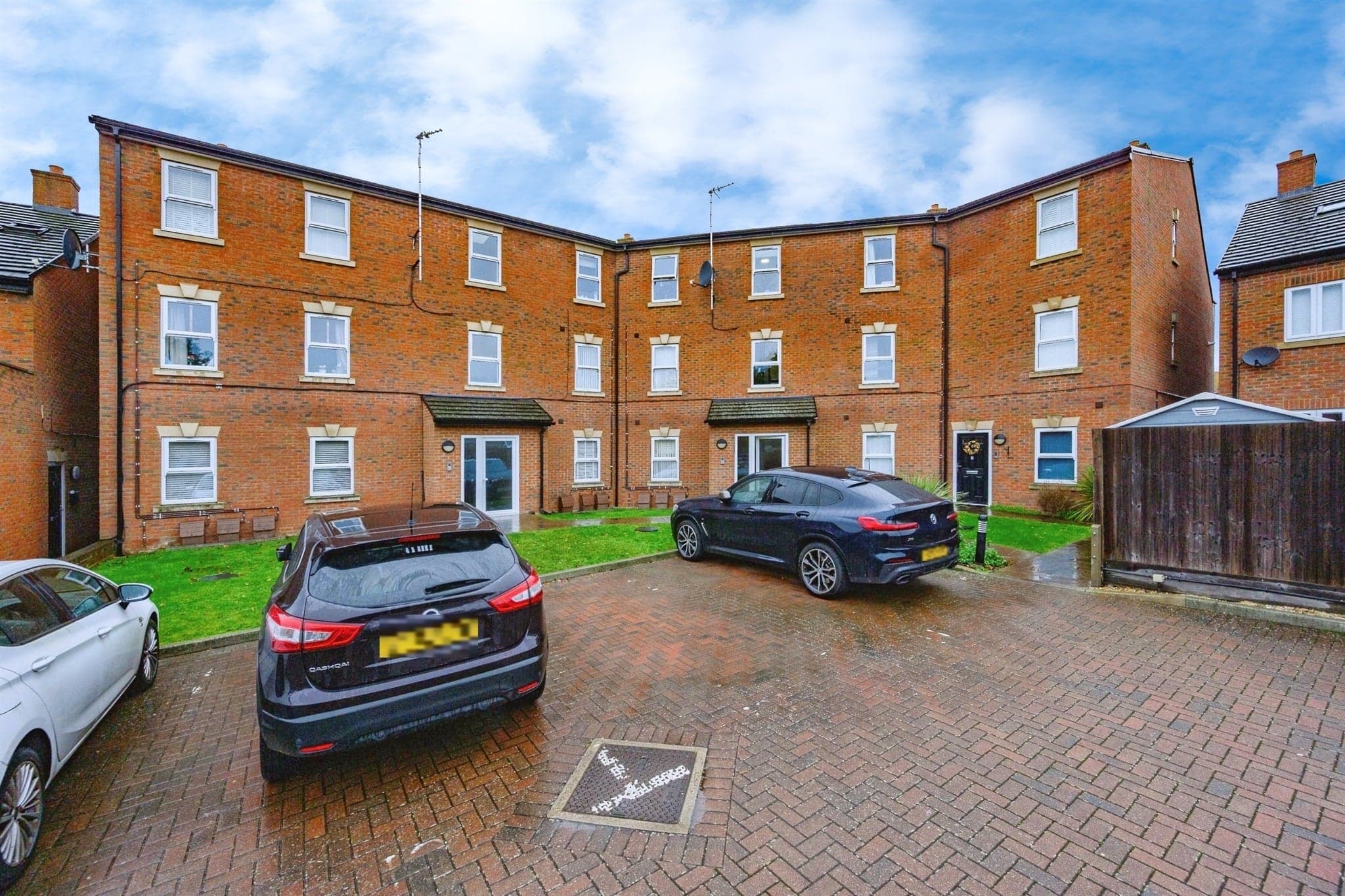 Property at Catsbrook Road, Luton