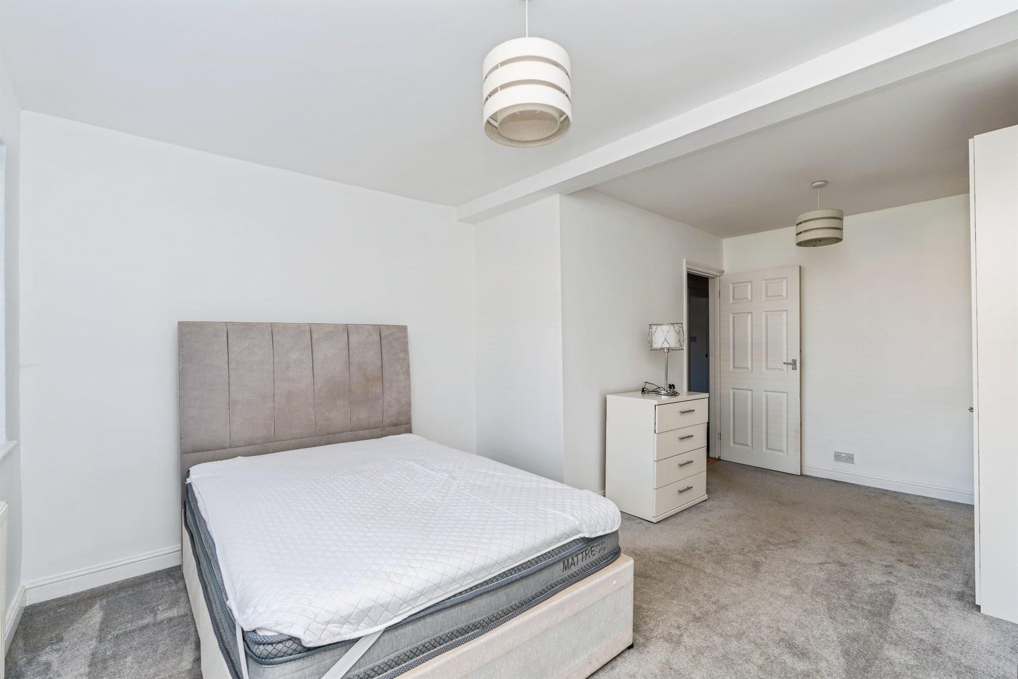 Property at Crescent Road, North Baddesley, Southampton