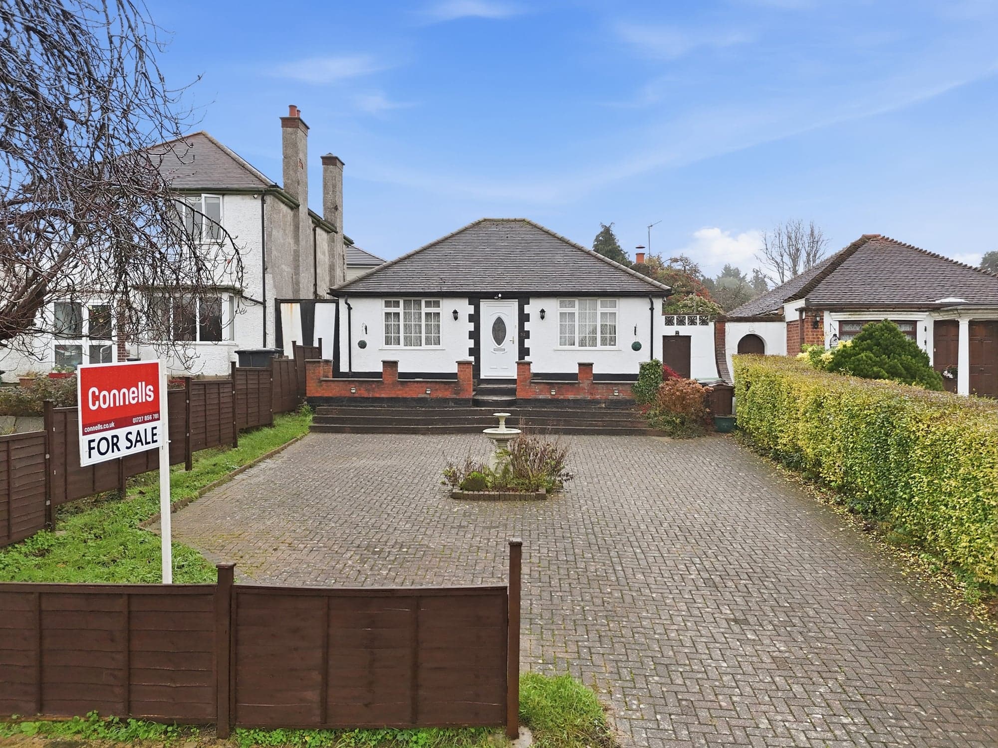 Property at Mount Drive, Park Street, St. Albans