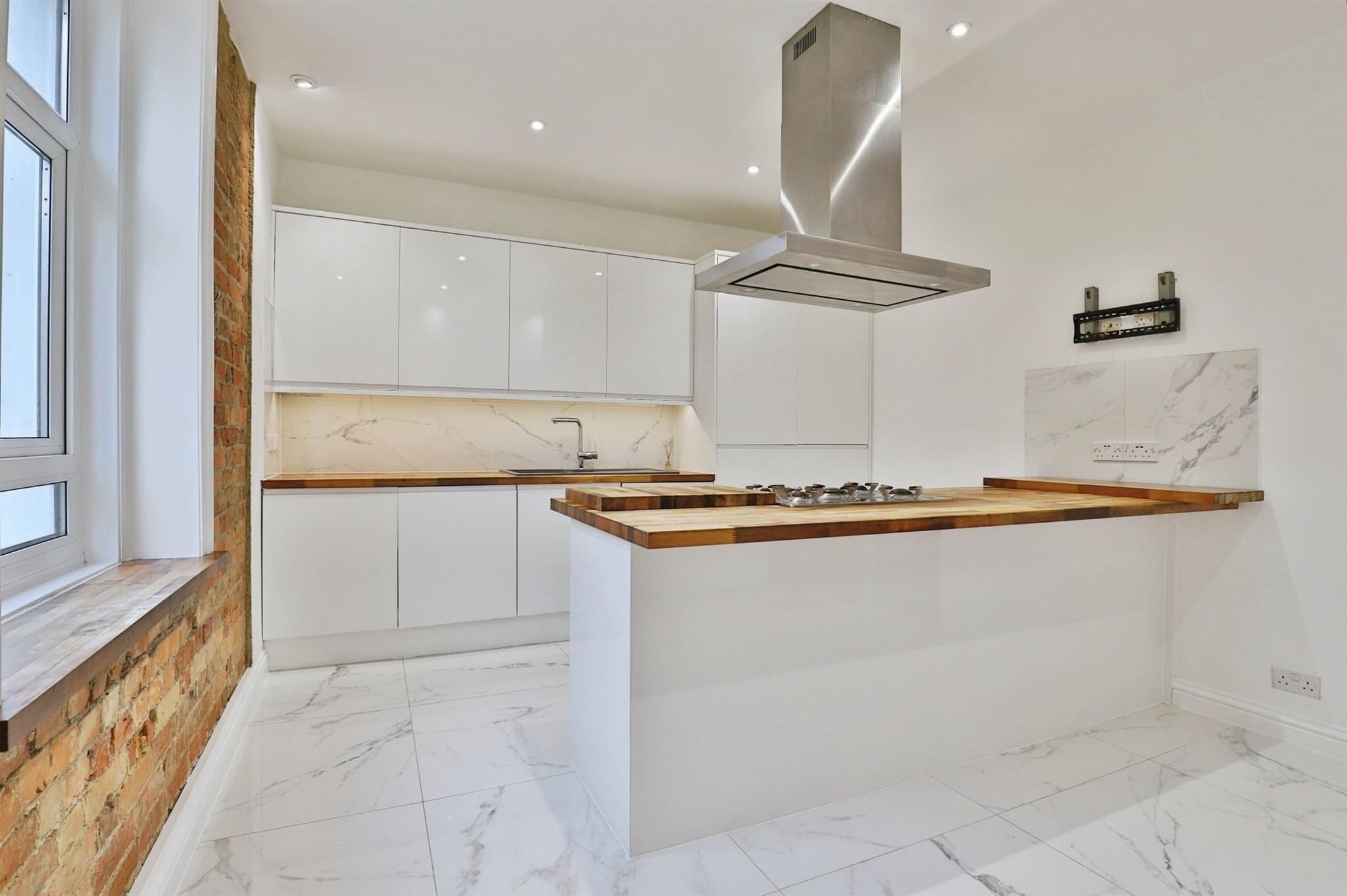 Property at Pine Tree Glen, Bournemouth