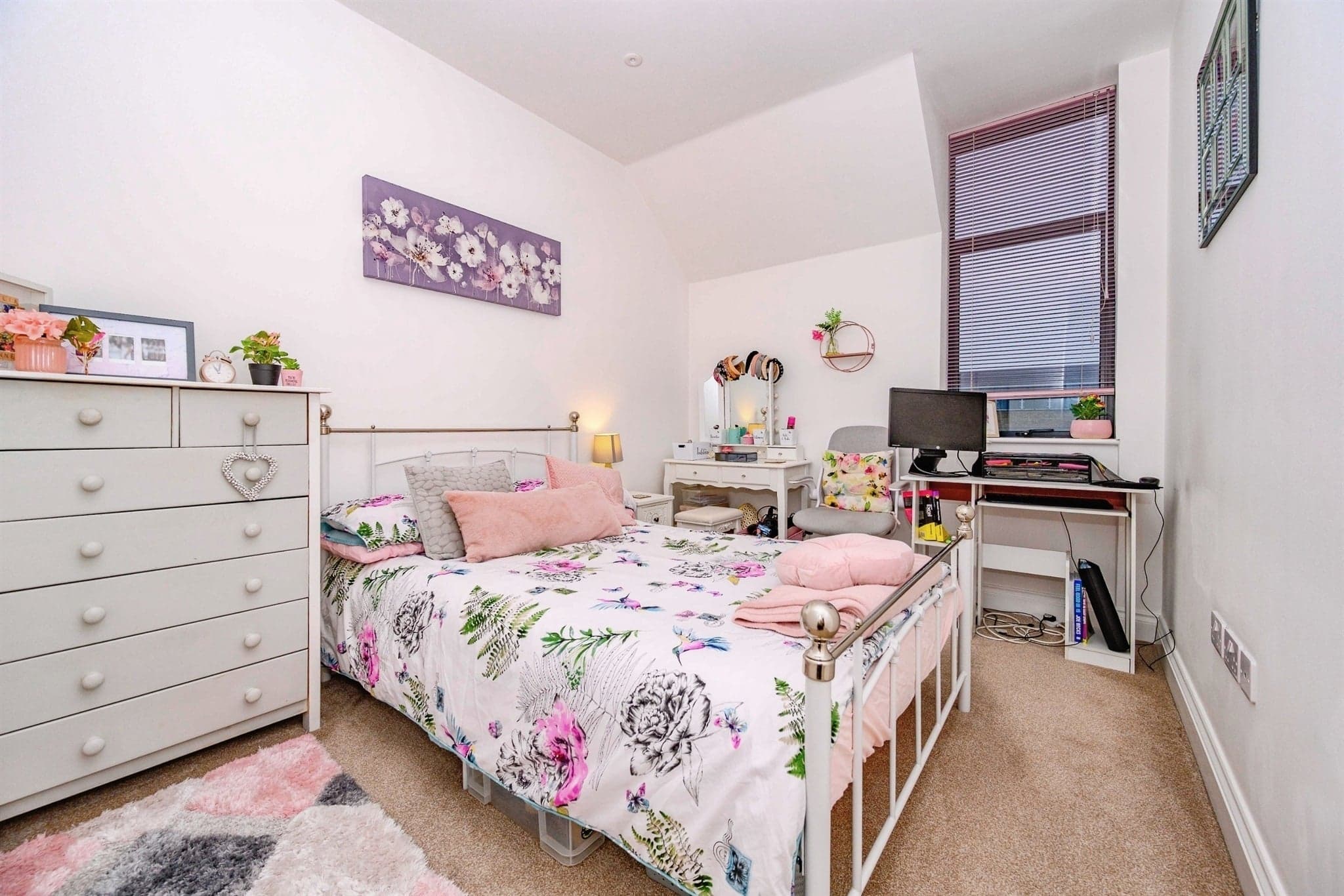 Property at Marlowes, Hemel Hempstead