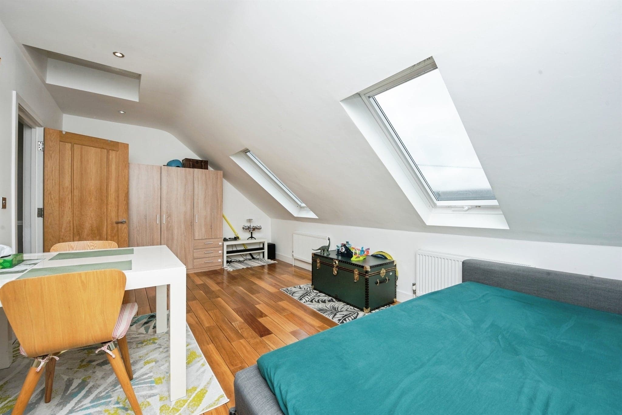 Property at Welldon Crescent, HARROW