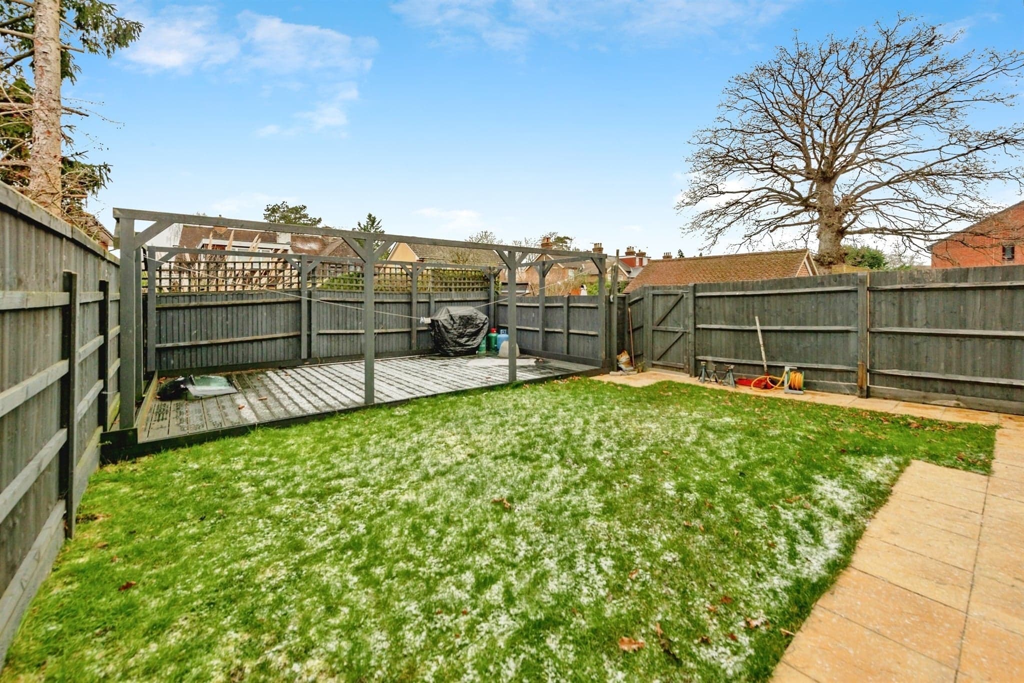 Property at Donald Gardens, Hookwood, Horley