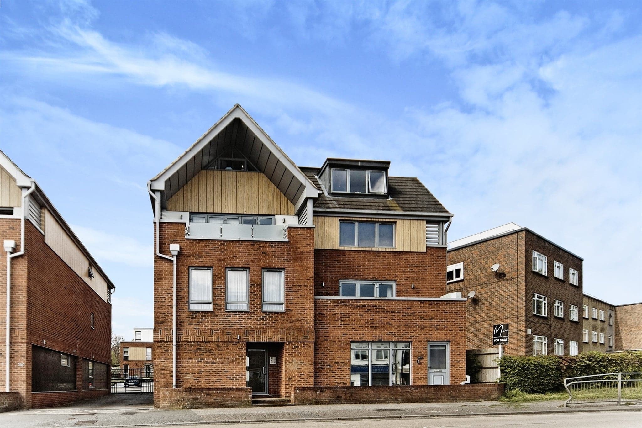 Property at Coulsdon Road, Caterham