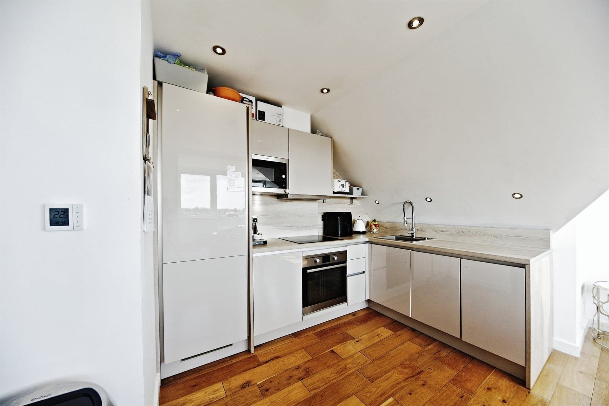 Property at Coulsdon Road, Caterham