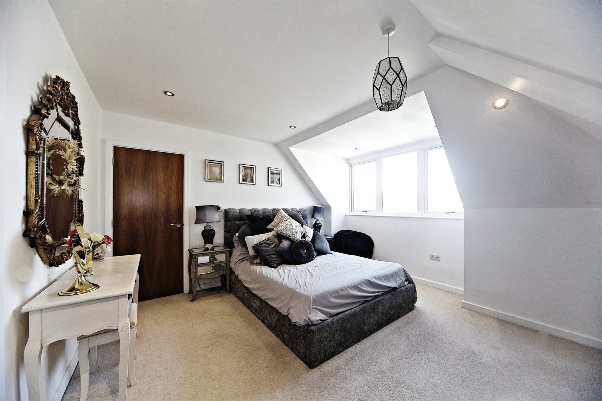 Property at Coulsdon Road, Caterham