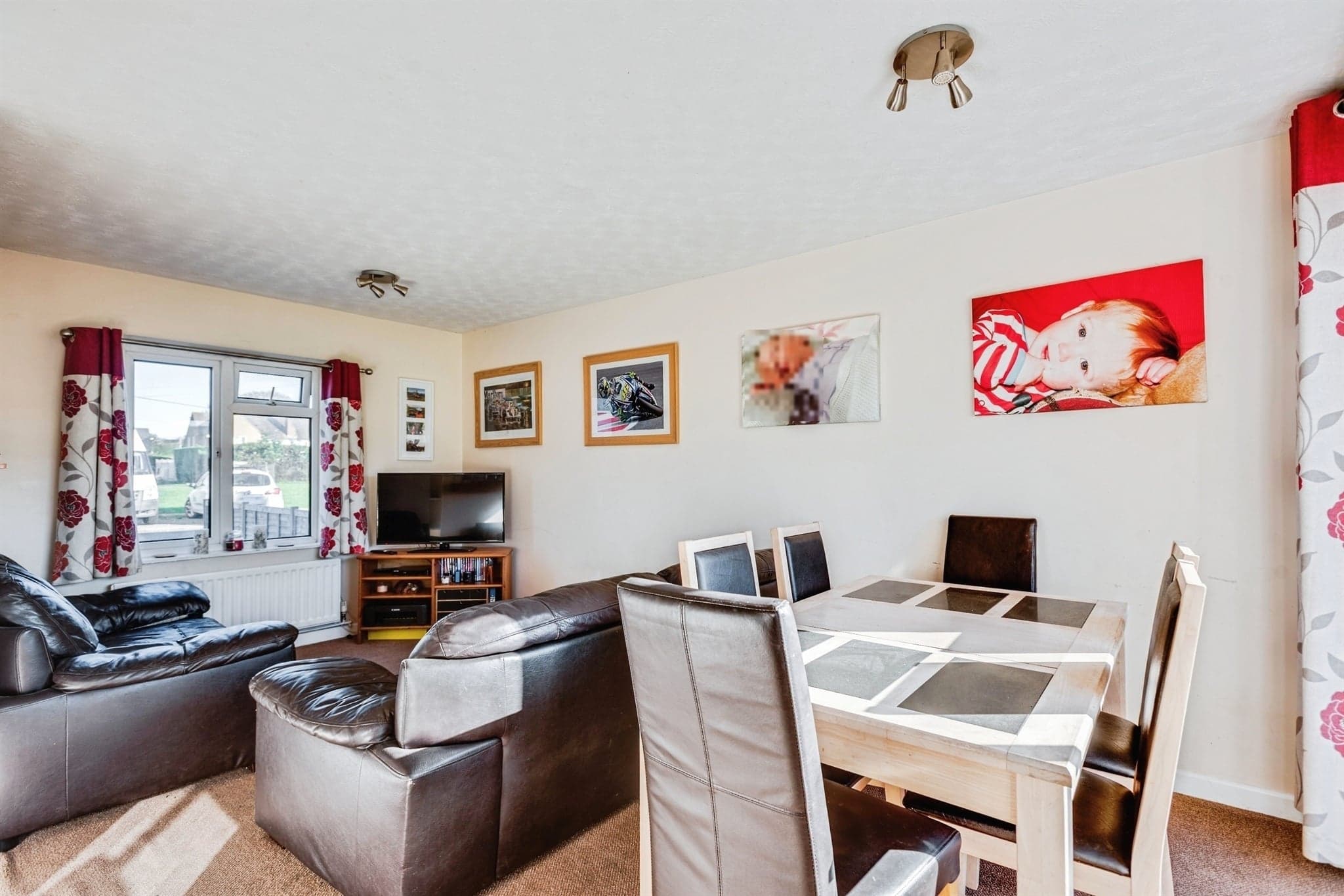 Property at Fox Close, Bampton