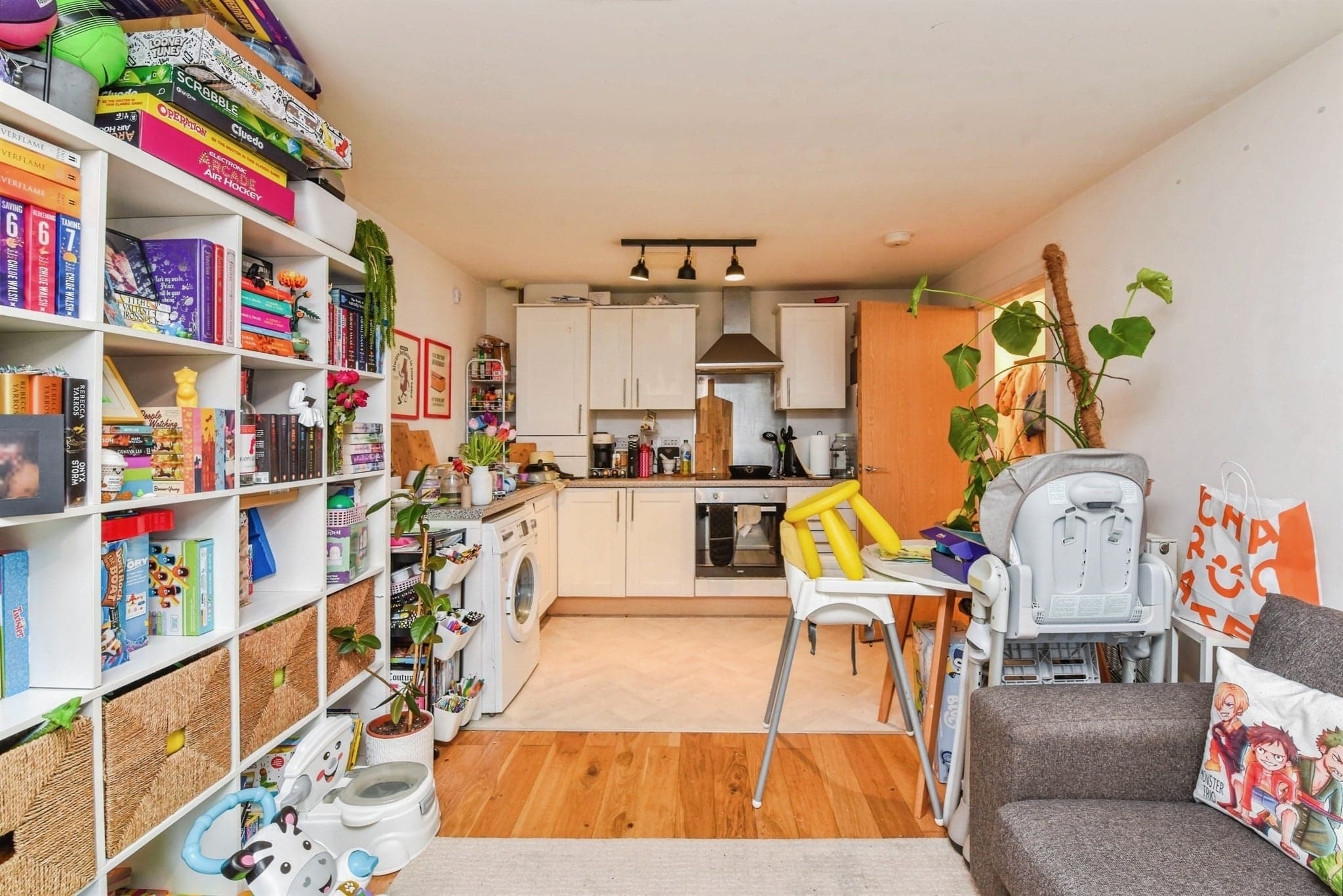 Property at Cowleaze, Chippenham