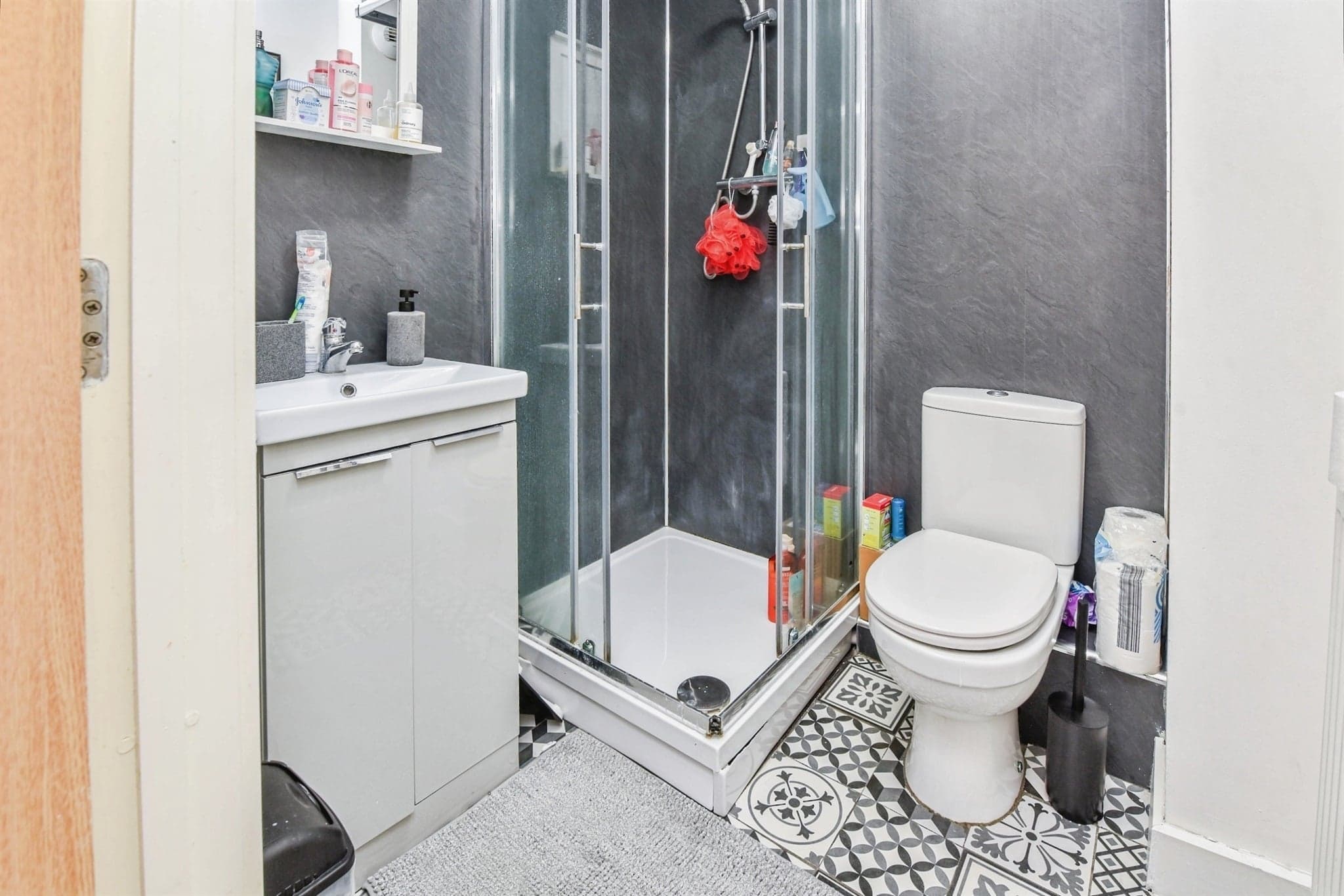 Property at Cowleaze, Chippenham