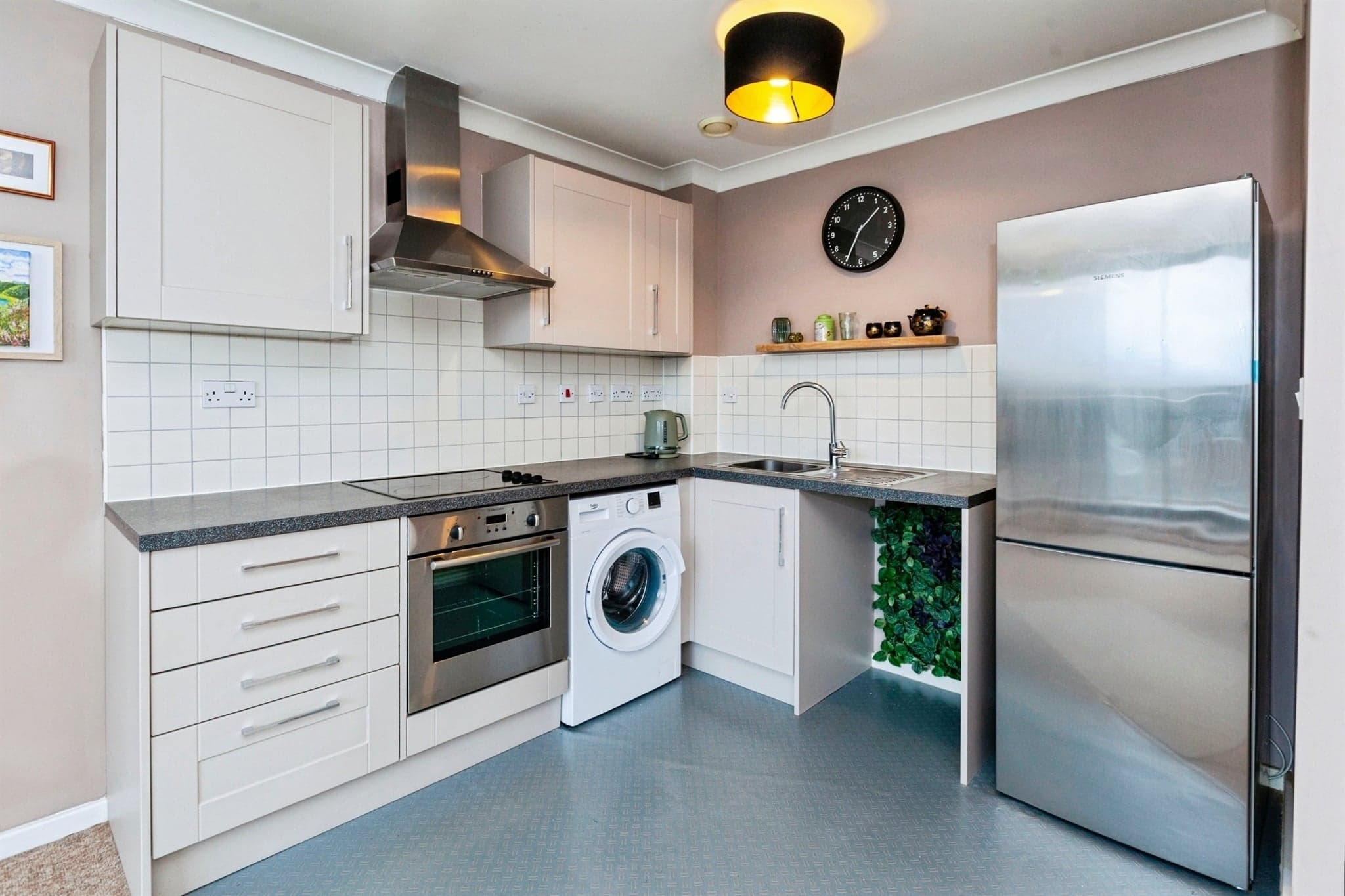 Property at Bath Road, SLOUGH