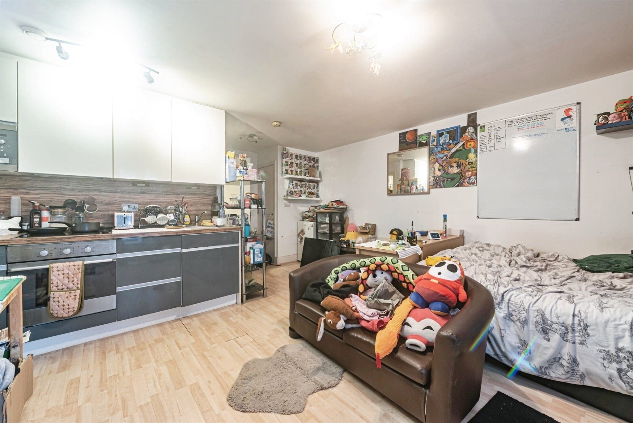 Property at Skyline Plaza, Alencon Link, Basingstoke